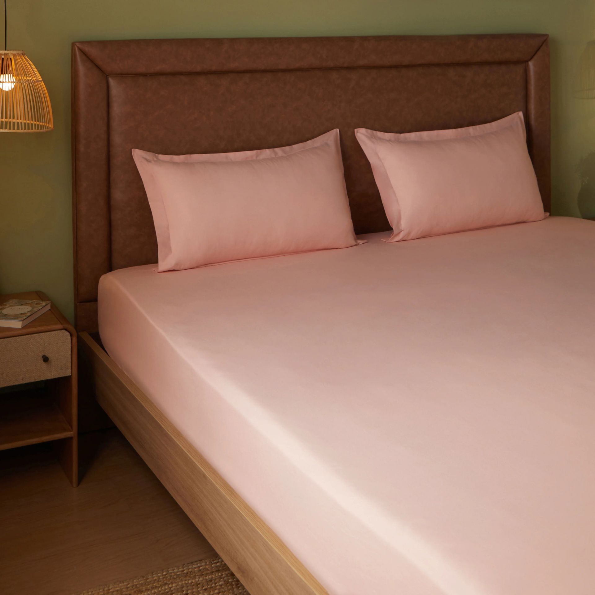 Solid Dyed 144 TC 100% Cotton Veiled Rose Queen Fitted Sheet Set | Paleto
