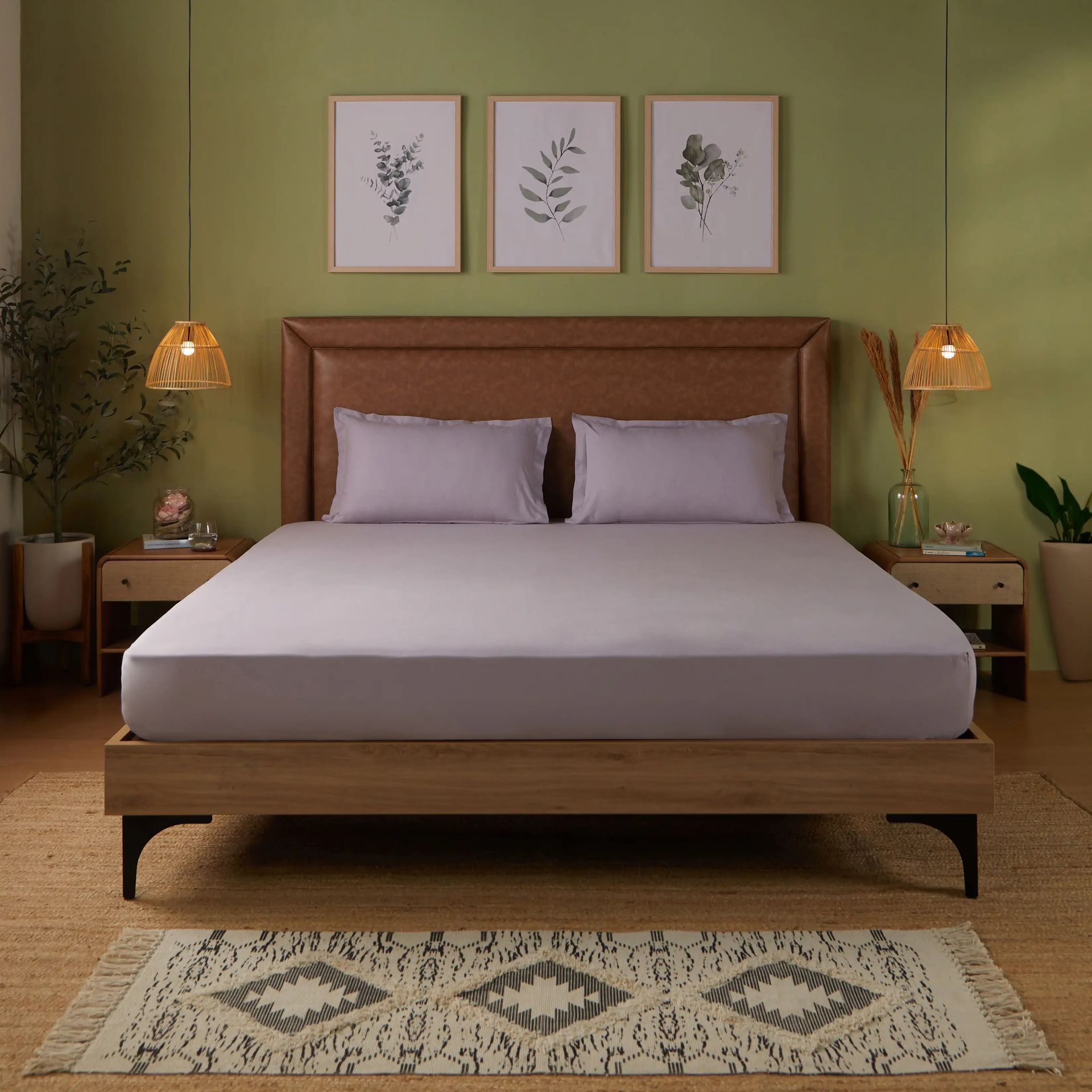 Solid Dyed 144 TC 100% Cotton Grey Lavender Queen Fitted Sheet Set | Paleto