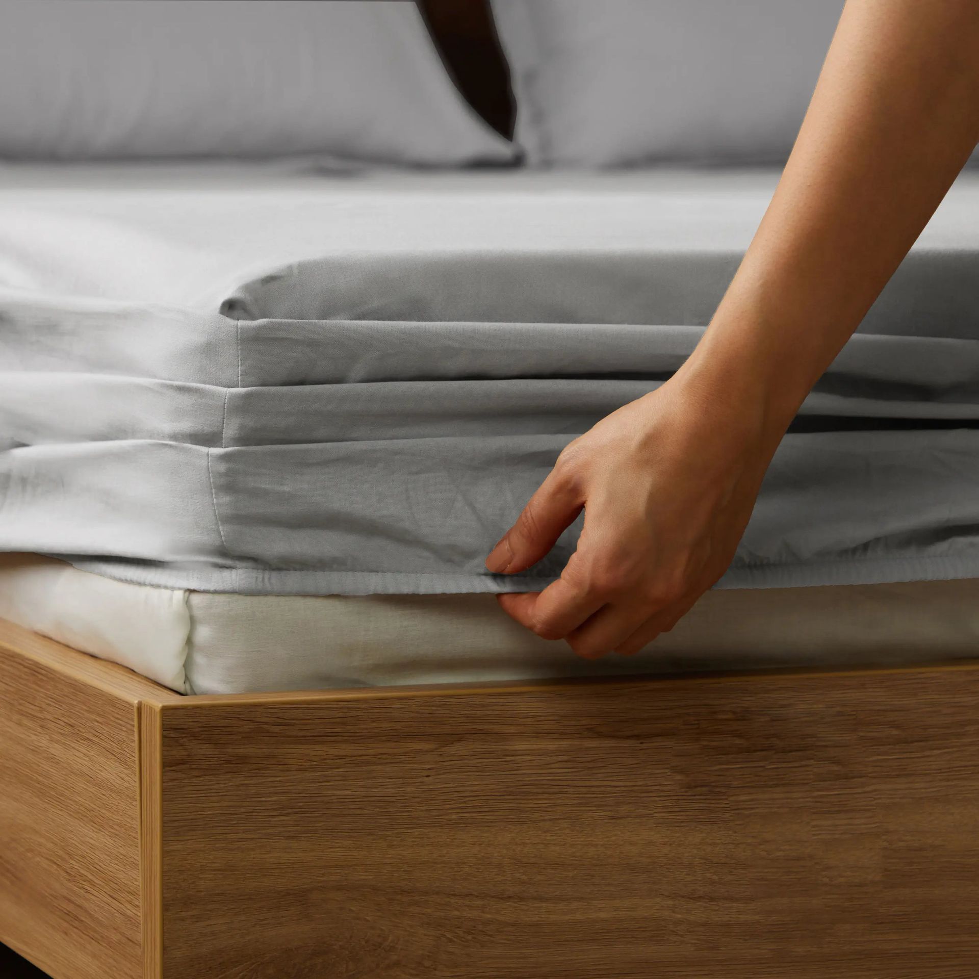 Solid Dyed 144 TC 100% Cotton Grey Queen Fitted Sheet Set | Paleto