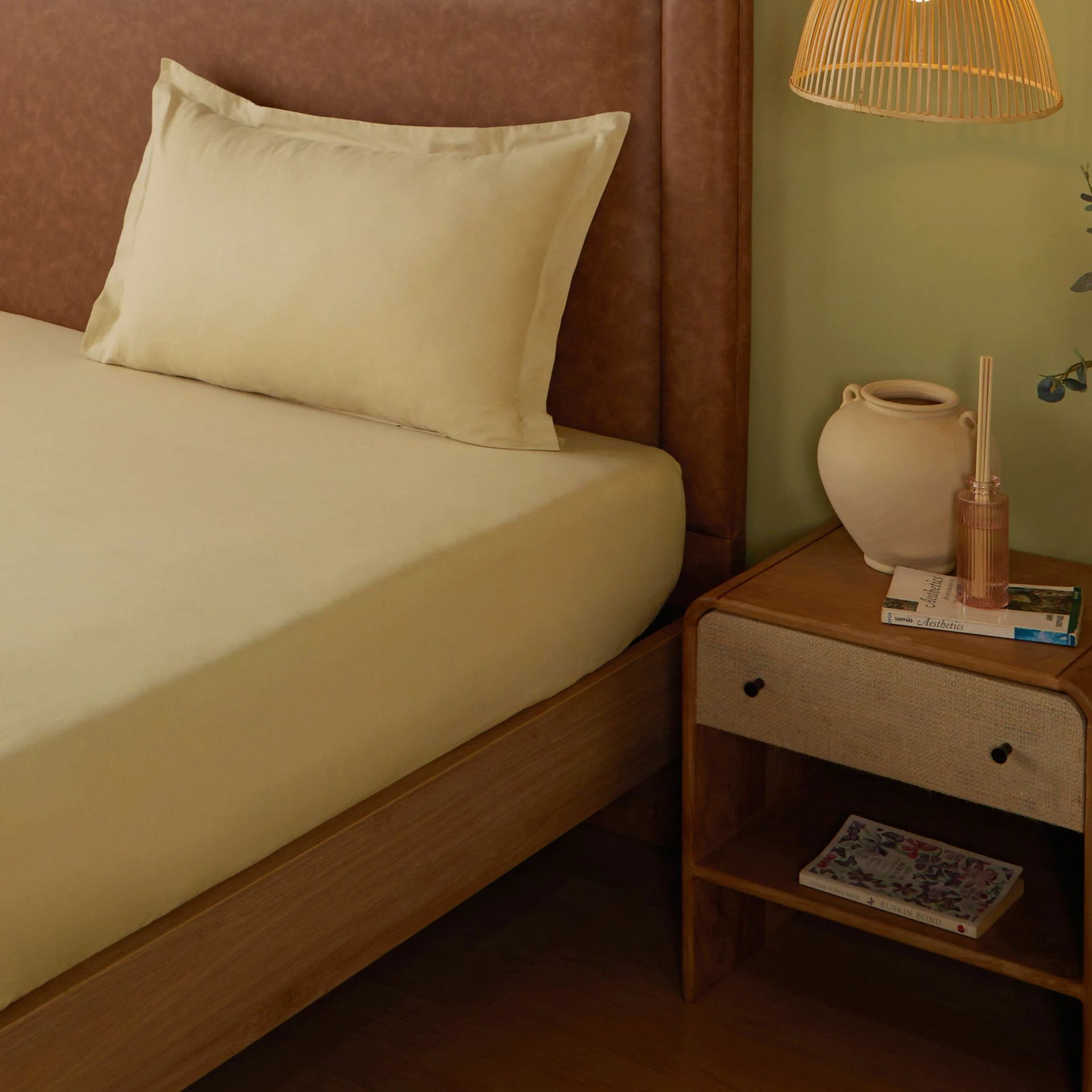 Solid Dyed 144 TC 100% Cotton Beige Single Bedsheet Set | Paleto