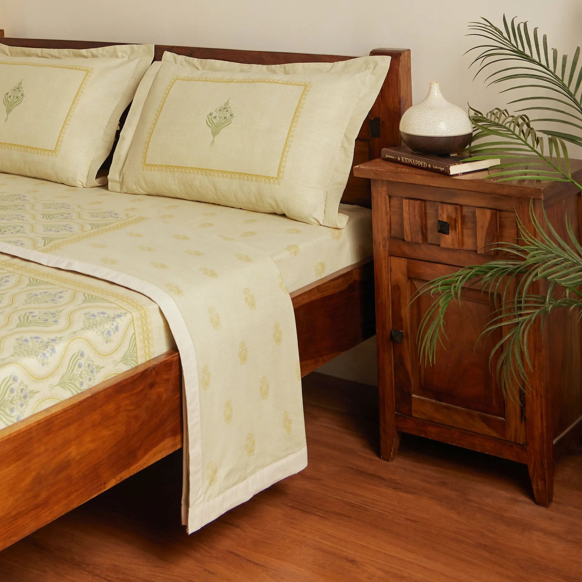 Indian Heritage 144 TC Cotton Mustard Double Bedding Set | Chippa Lane