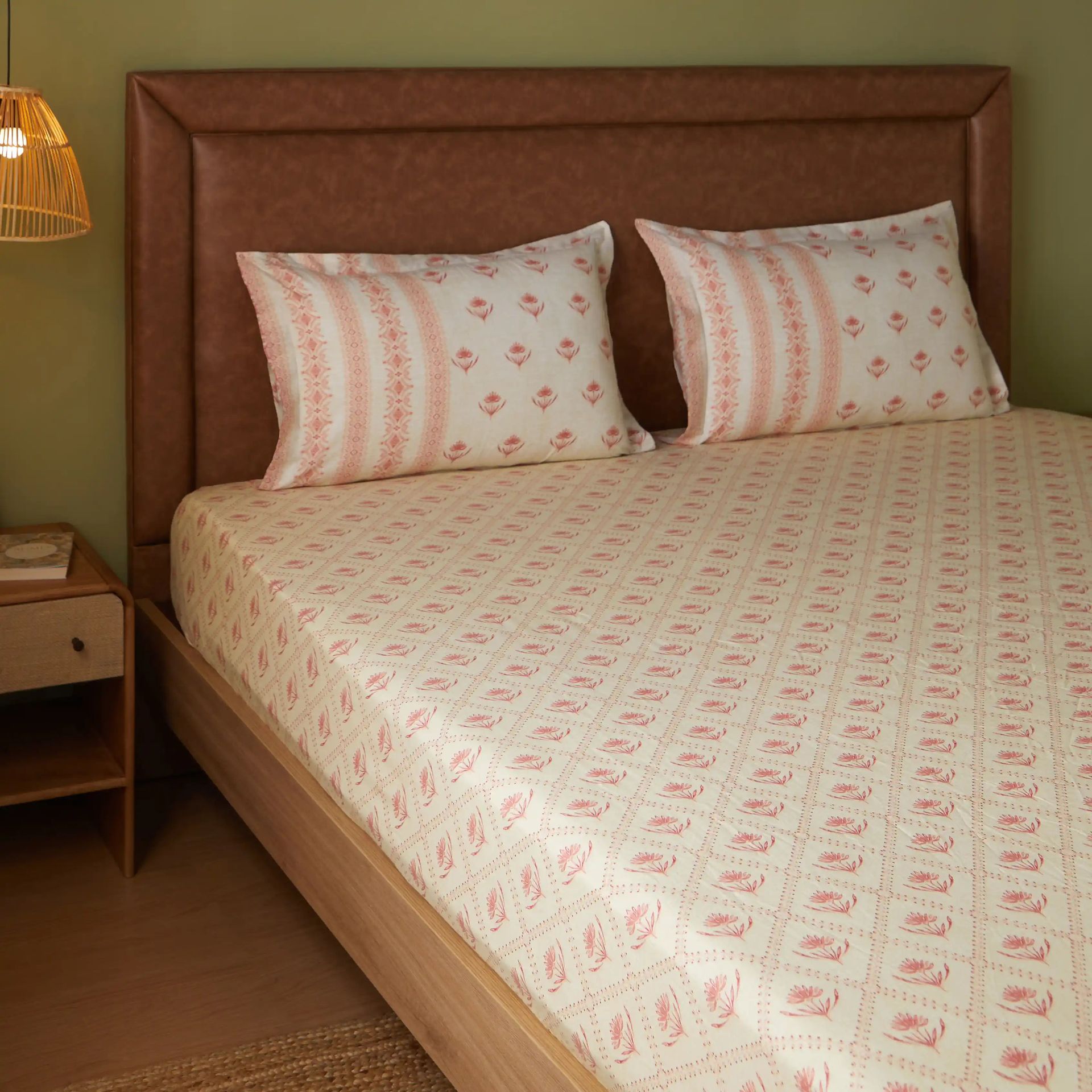 Indian Heritage 144 TC 100% Cotton Red Queen Fitted Sheet Set | Chippa Lane