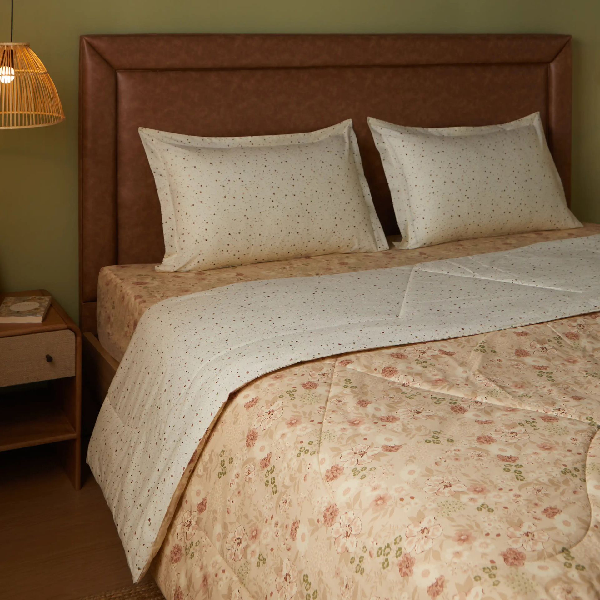 Floral Geometric 144 TC Cotton Beige Double Bedding Set | Mishella