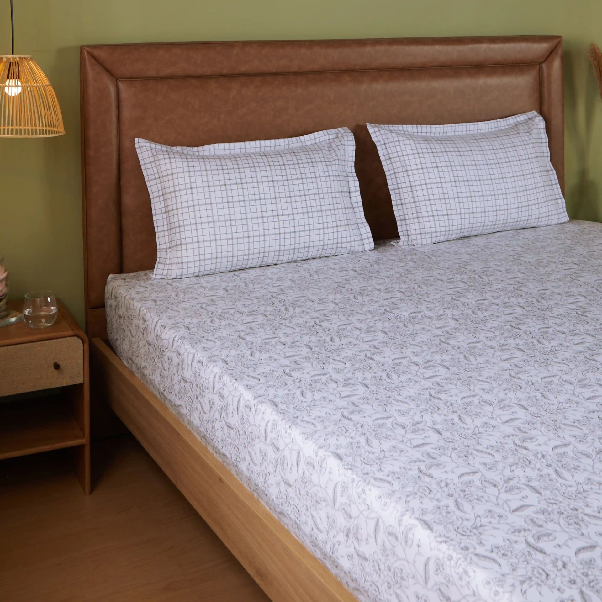 Floral Geometric 144 TC 100% Cotton Charcoal Bloom Queen Fitted Sheet Set | Mishella