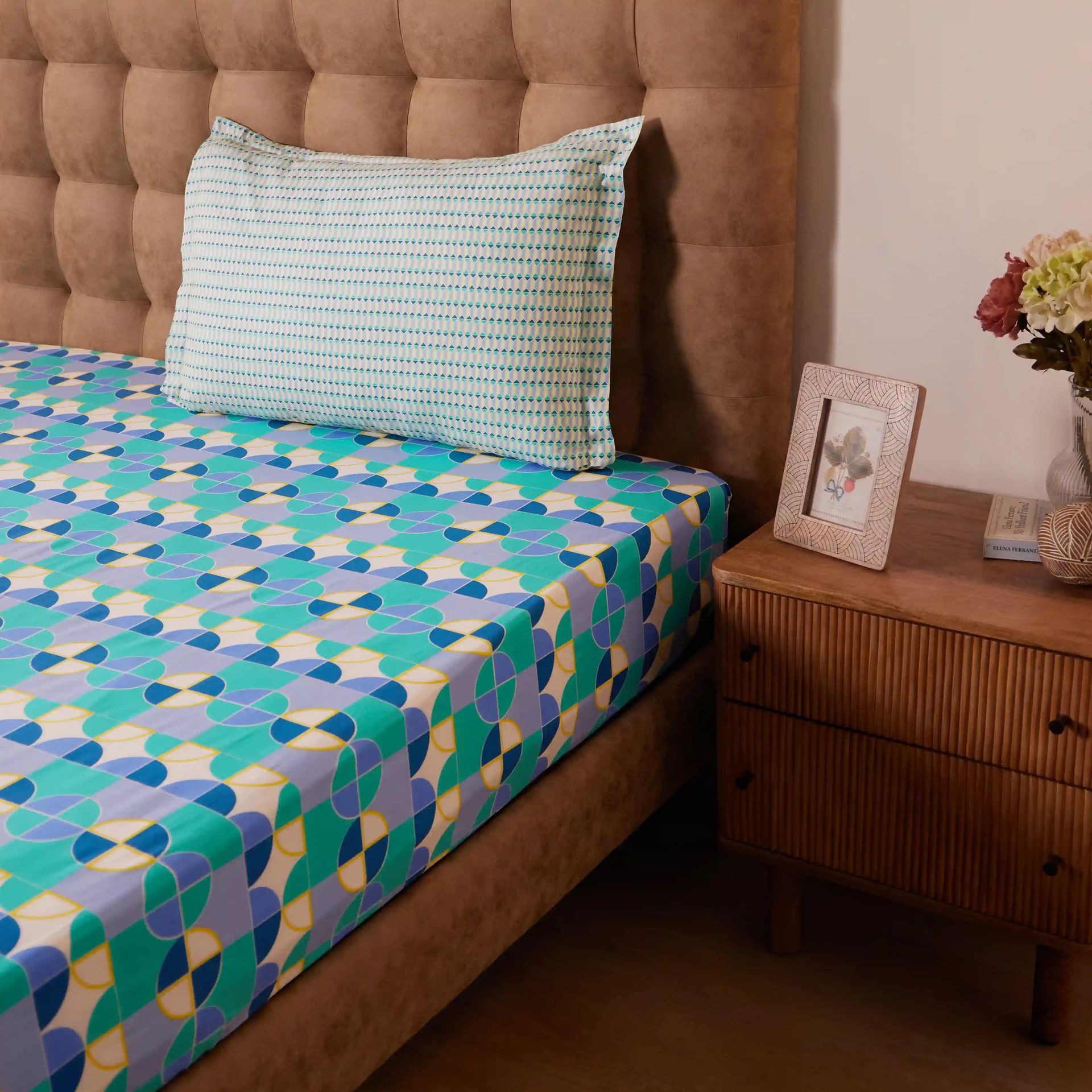 Geometric 144 TC 100% Cotton Orbit Teal Single Bedsheet Set | Mishella
