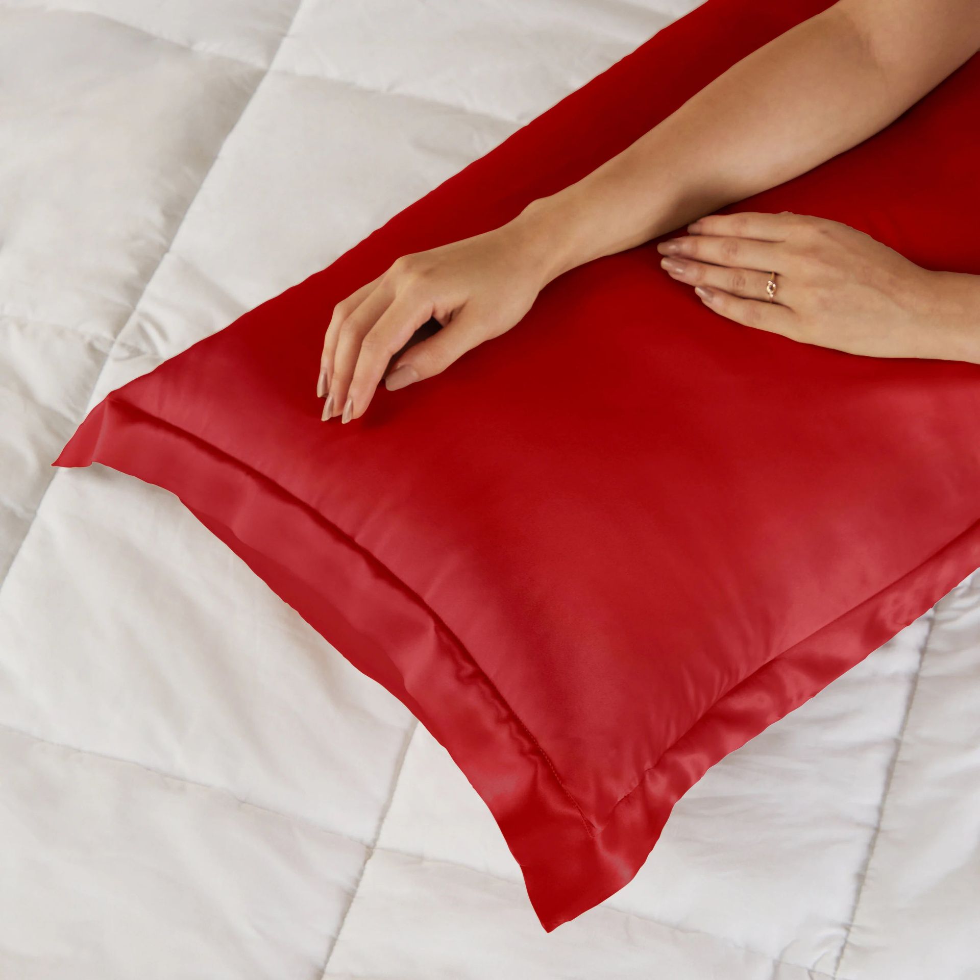 Solid Dyed 100% Mulberry Silk Garnet Double Silk Pillow Cover | Lisseto