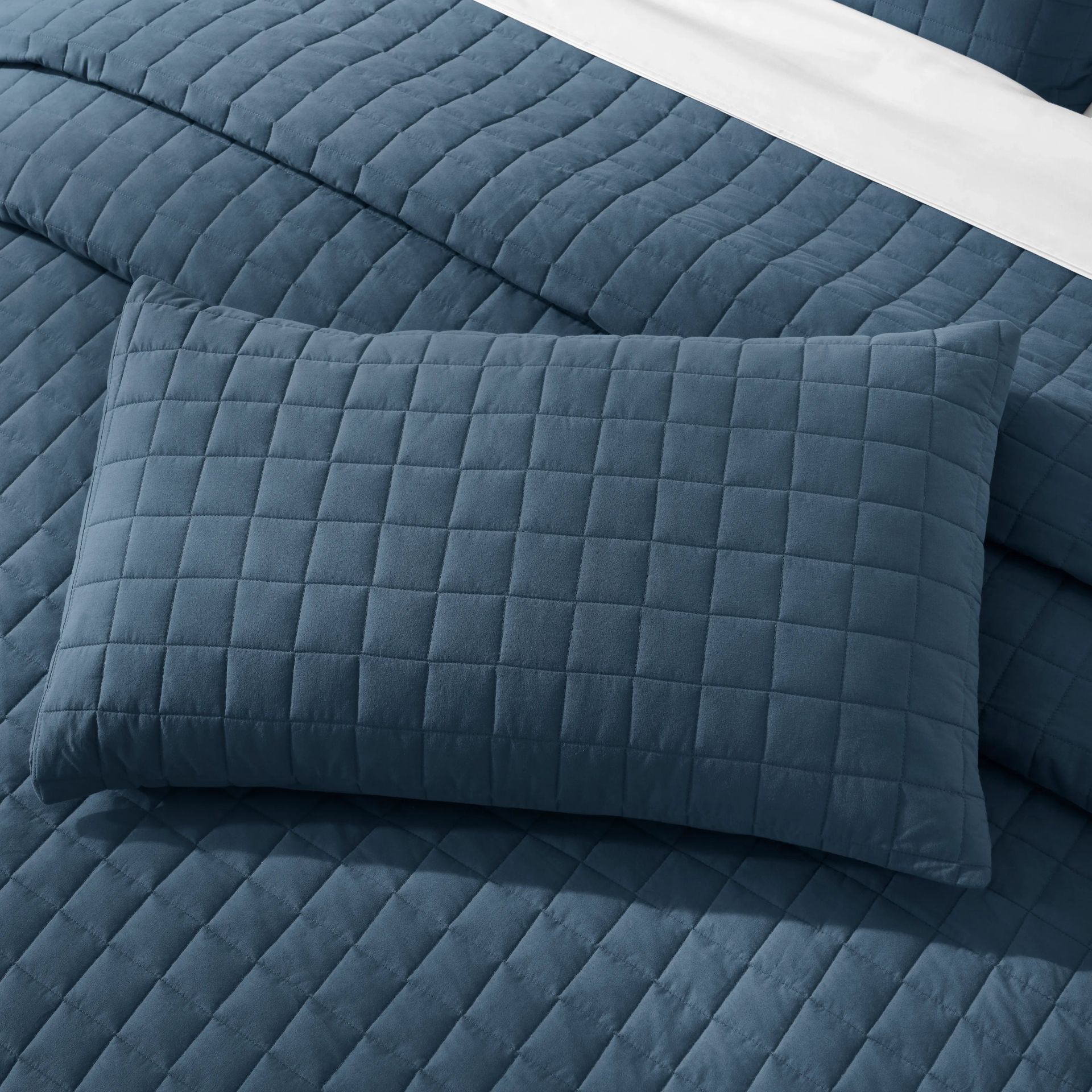 Box Quilted Solid 200 TC 100% Cotton Percale Estate Blue King Bed Cover Set | Nuvola