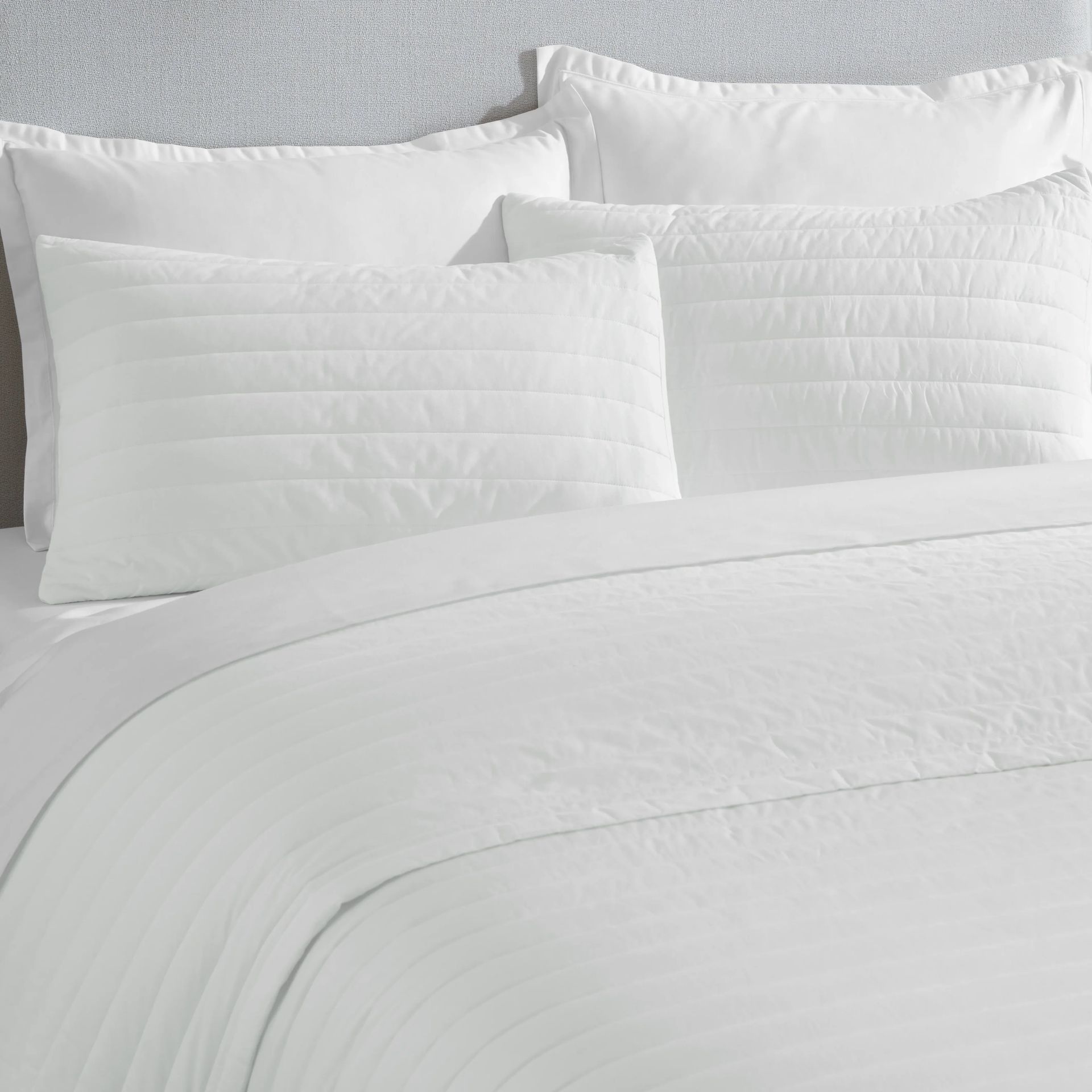 Straight Quilted Solid 200 TC 100% Cotton Percale Optical White King Bed Cover Set | Nuvola