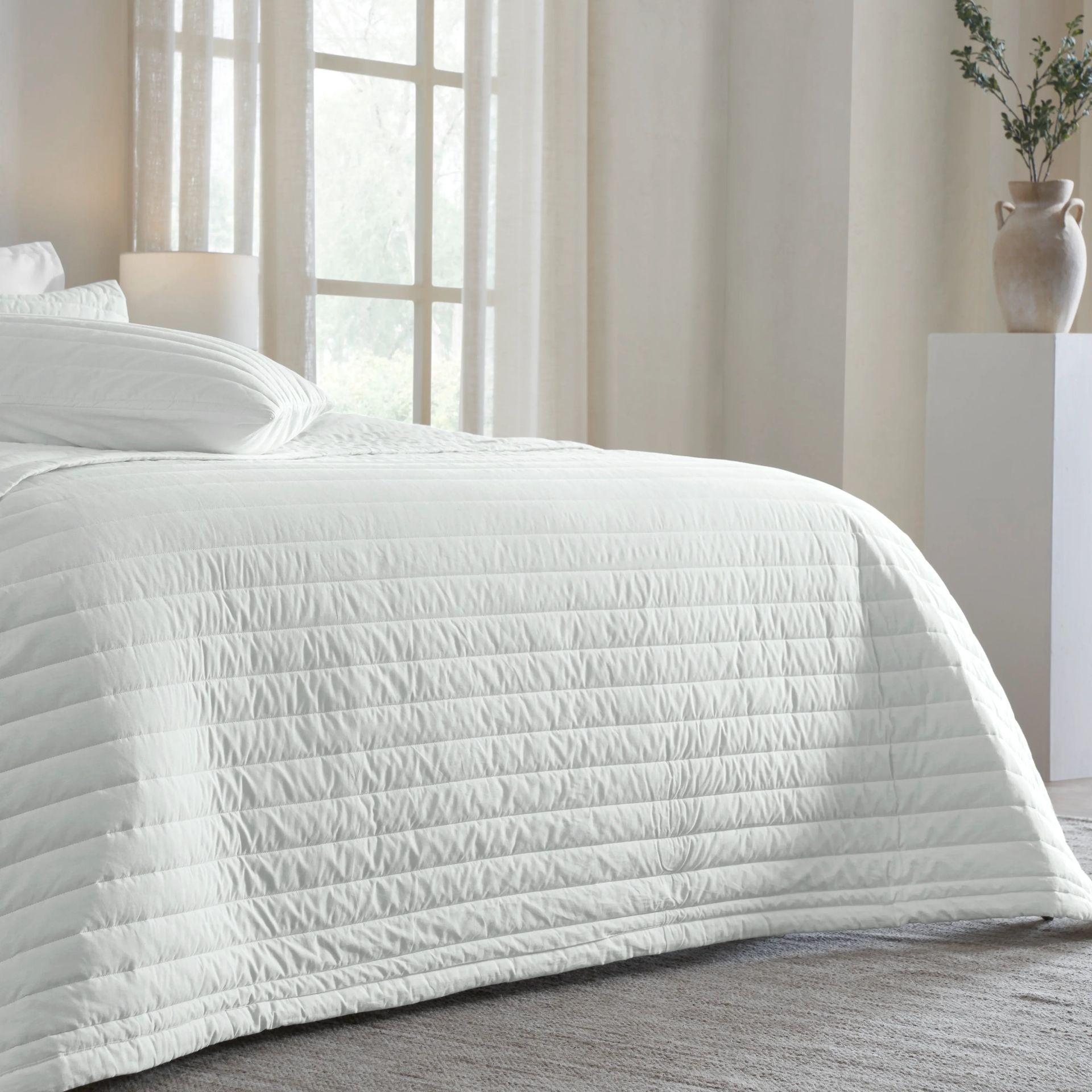 Straight Quilted Solid 200 TC 100% Cotton Percale Optical White King Bed Cover Set | Nuvola