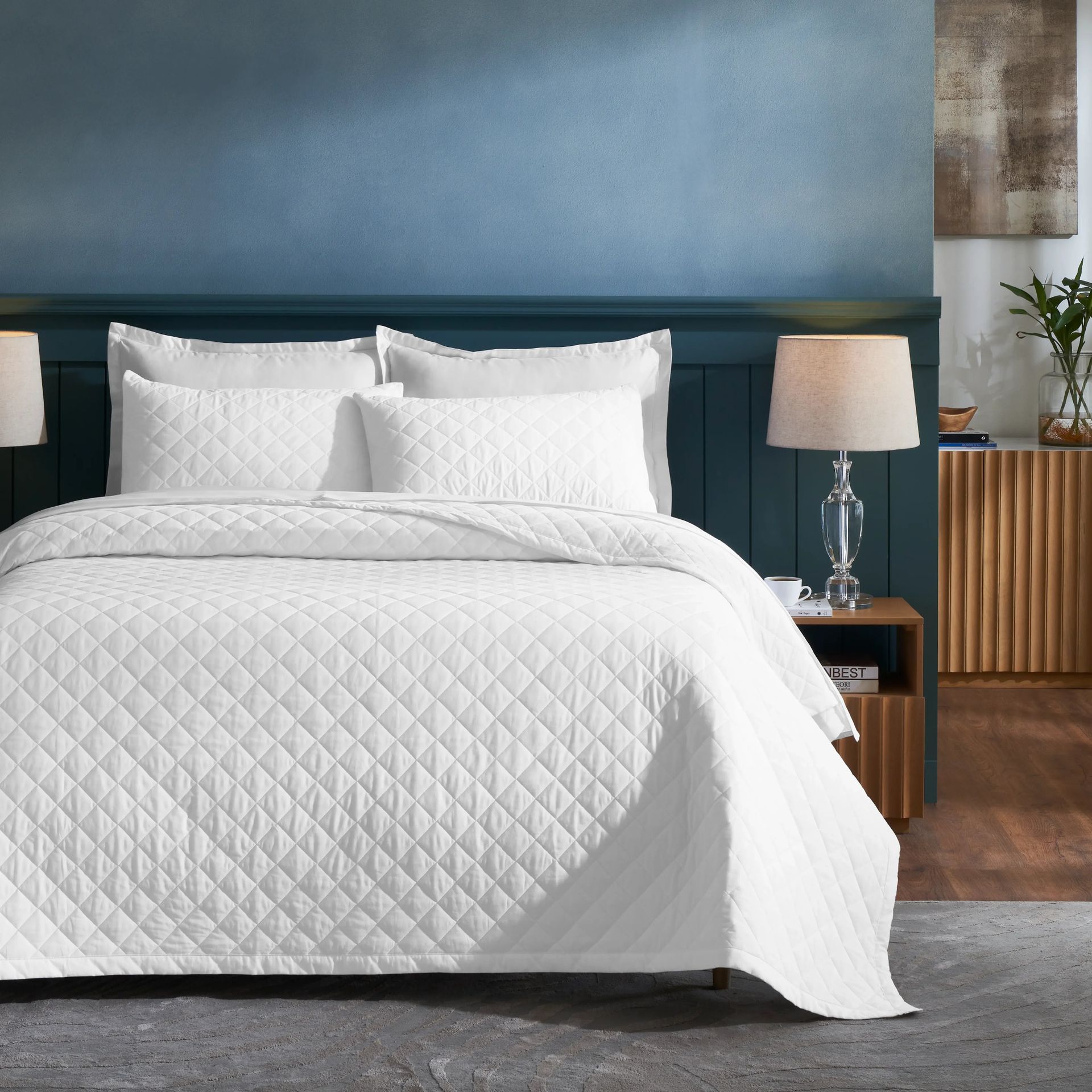 Diamond Quilted Solid 200 TC 100% Cotton Percale Optical White King Bed Cover Set | Nuvola
