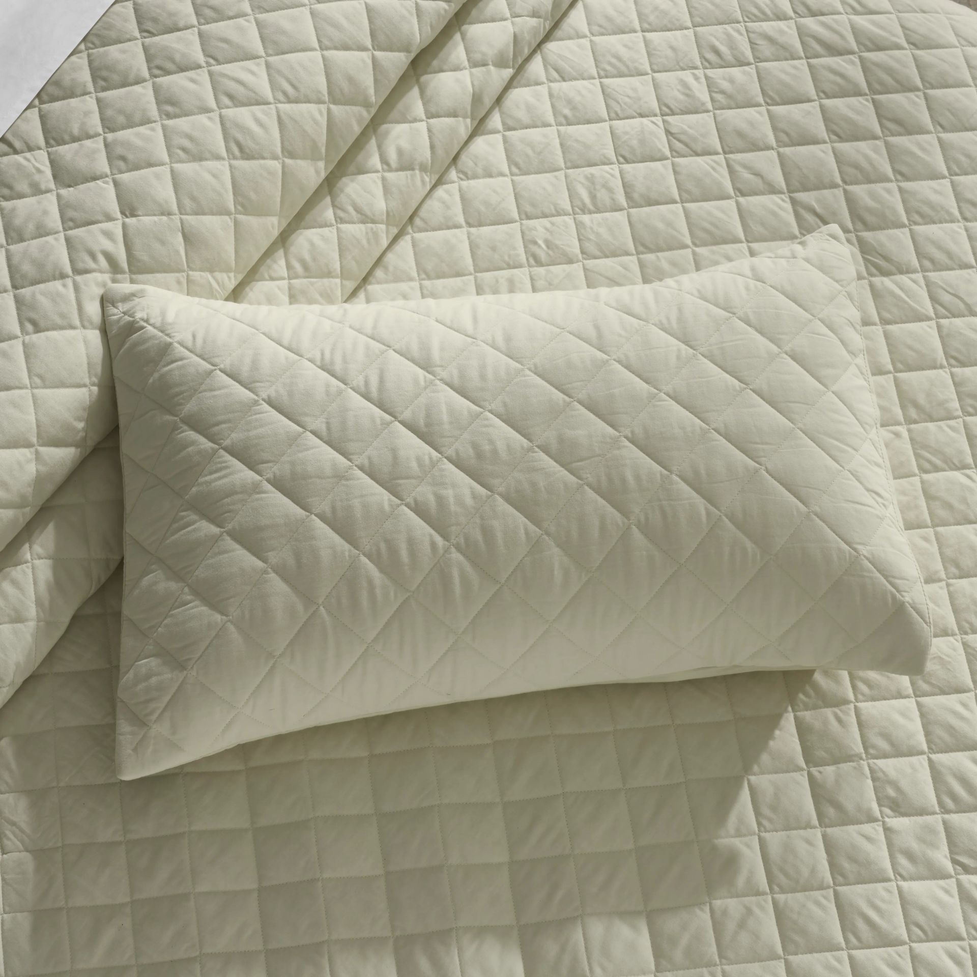 Diamond Quilted Solid 200 TC 100% Cotton Percale Linen King Bed Cover Set | Nuvola