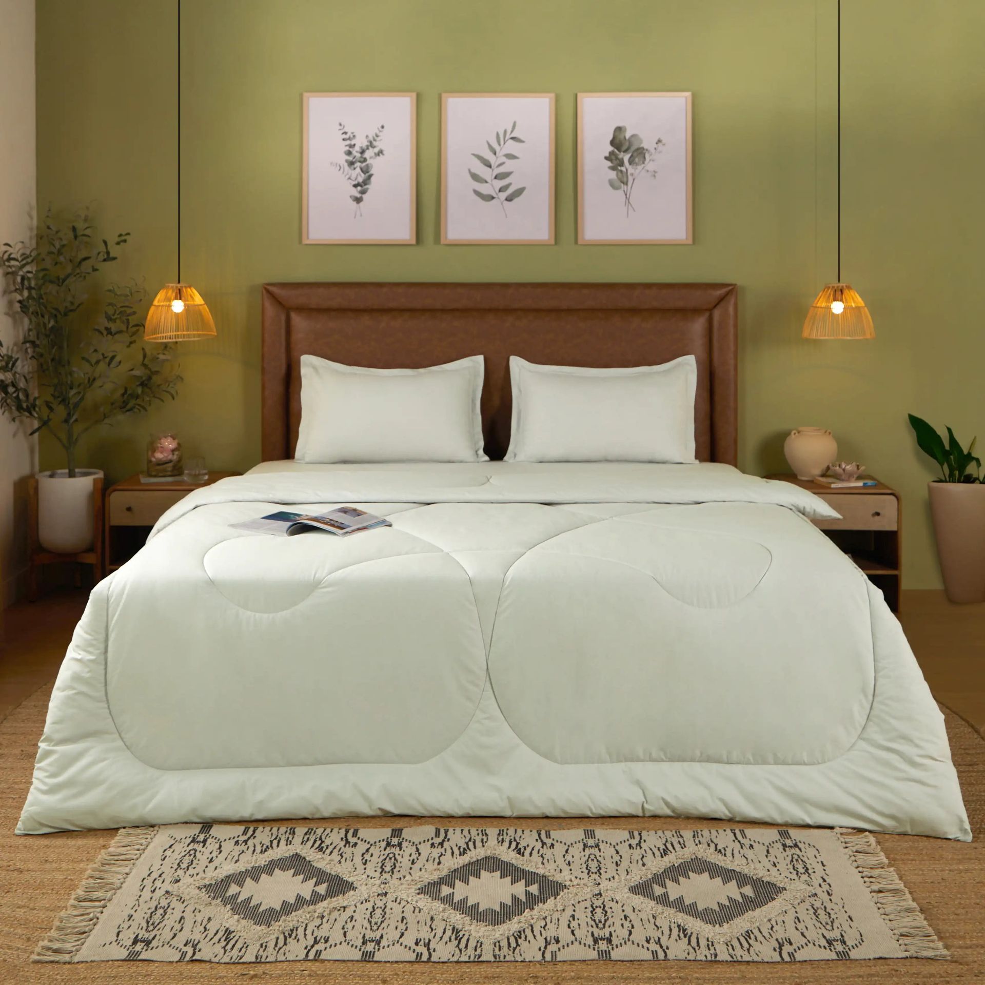 Solid Dyed 120 GSM Cotton Silver Double Comforter | Paleto