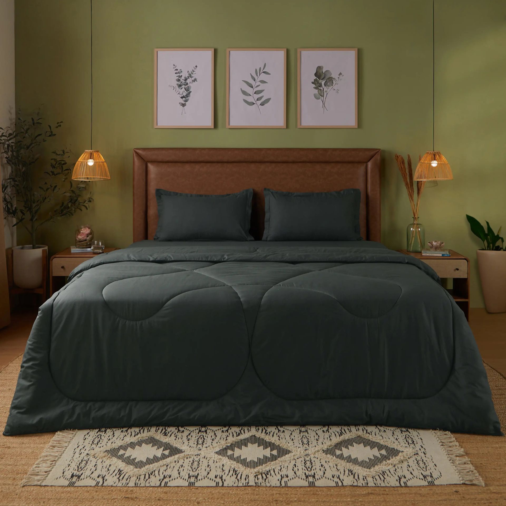 Solid Dyed 120 GSM Cotton Dark Grey Double Comforter | Paleto