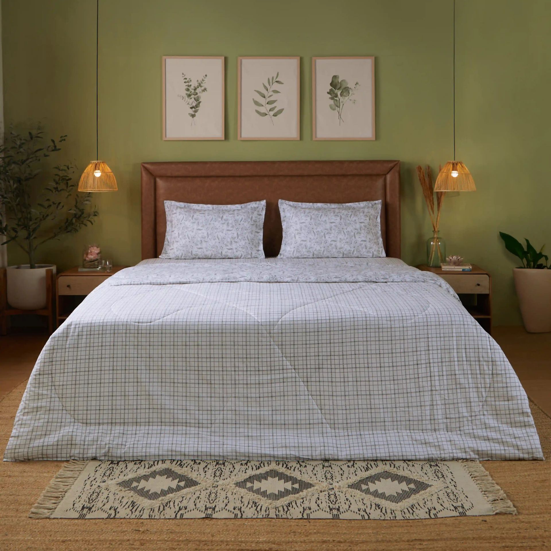 Floral Geometric 144 GSM 100% Cotton Charcoal Checks Double Comforter | Mishella