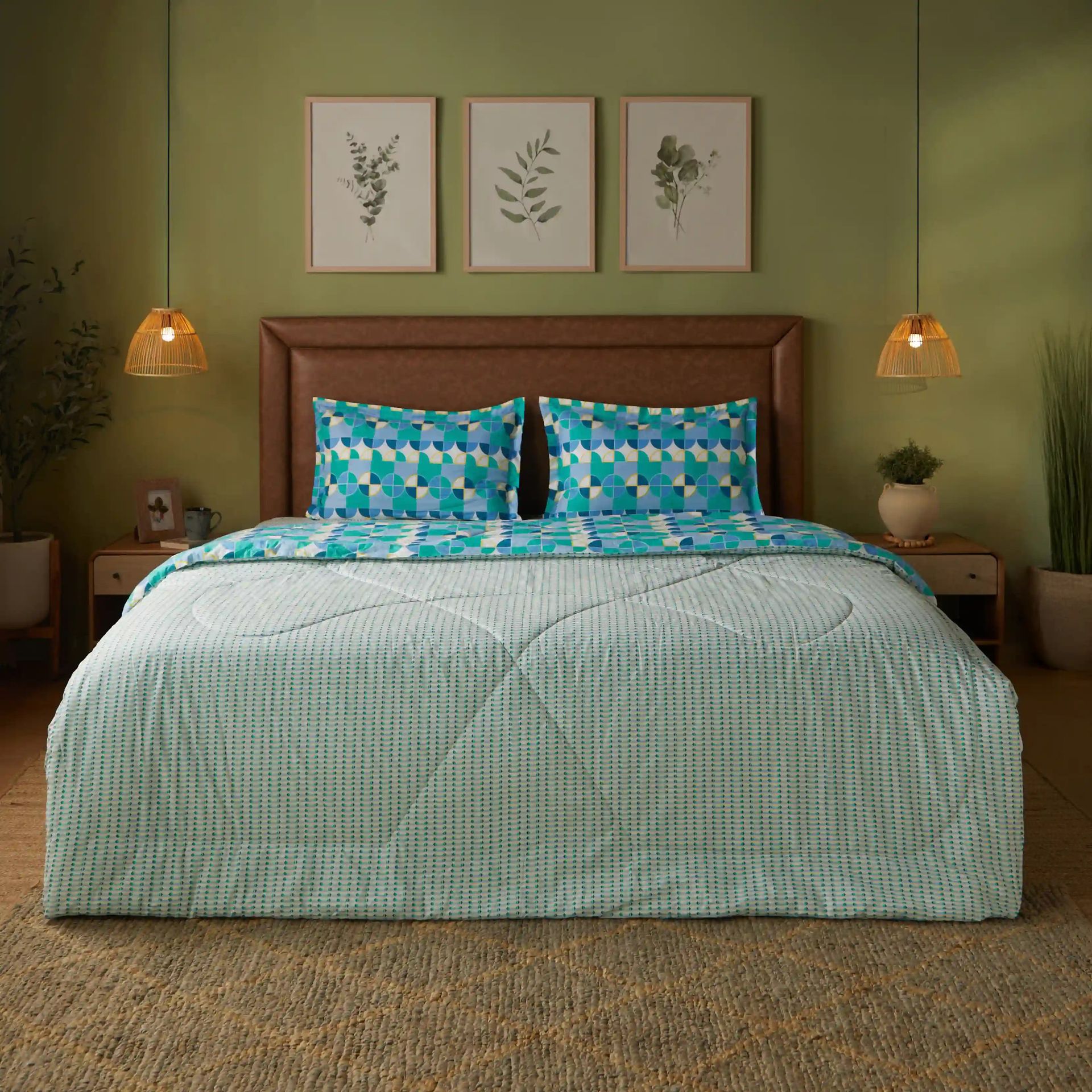 Geometric 144 GSM 100% Cotton Kaleido Teal Double Comforter | Mishella