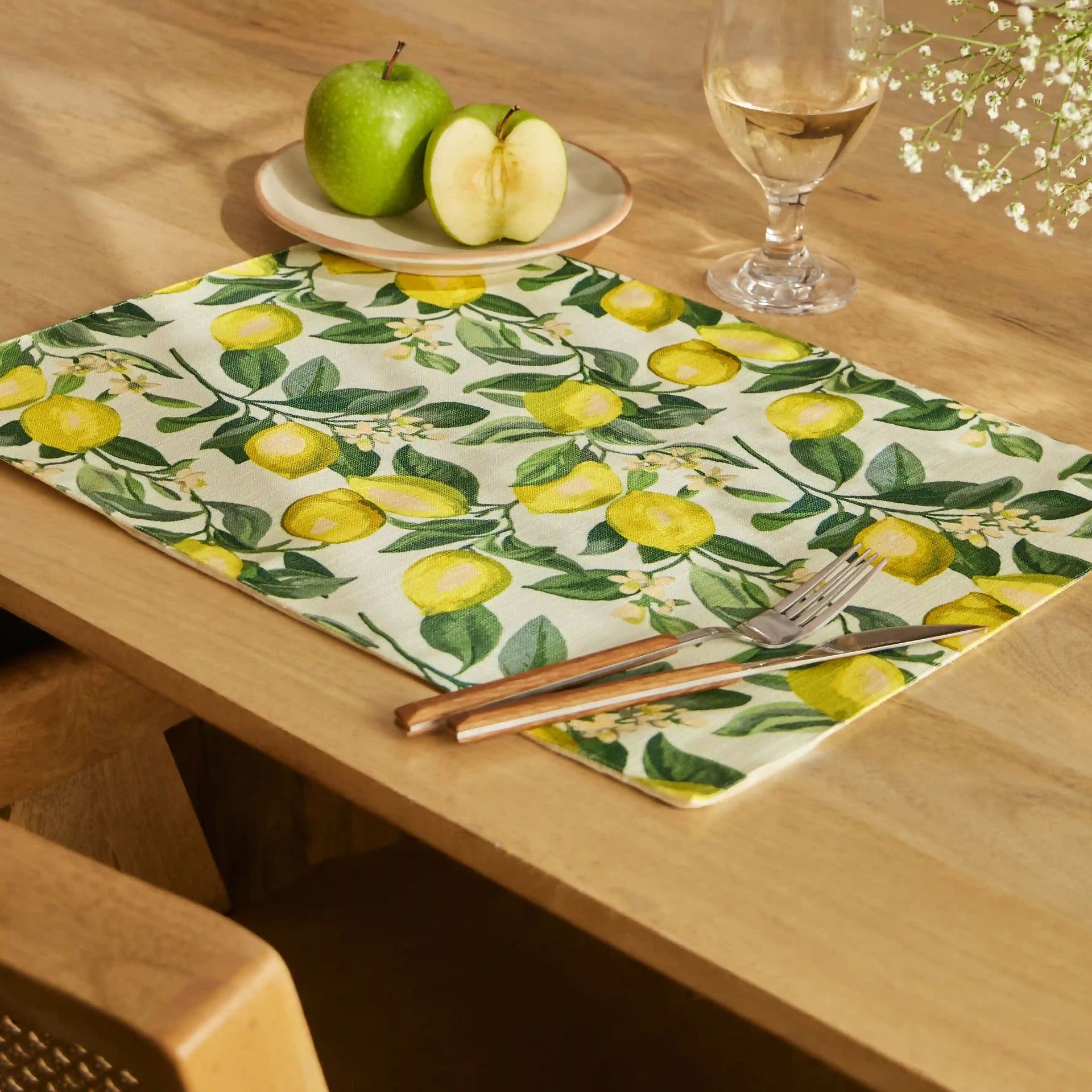 Tropical 319 GSM 100% Polyester Yellow Set of 4 Table Mat | Nonna's Home