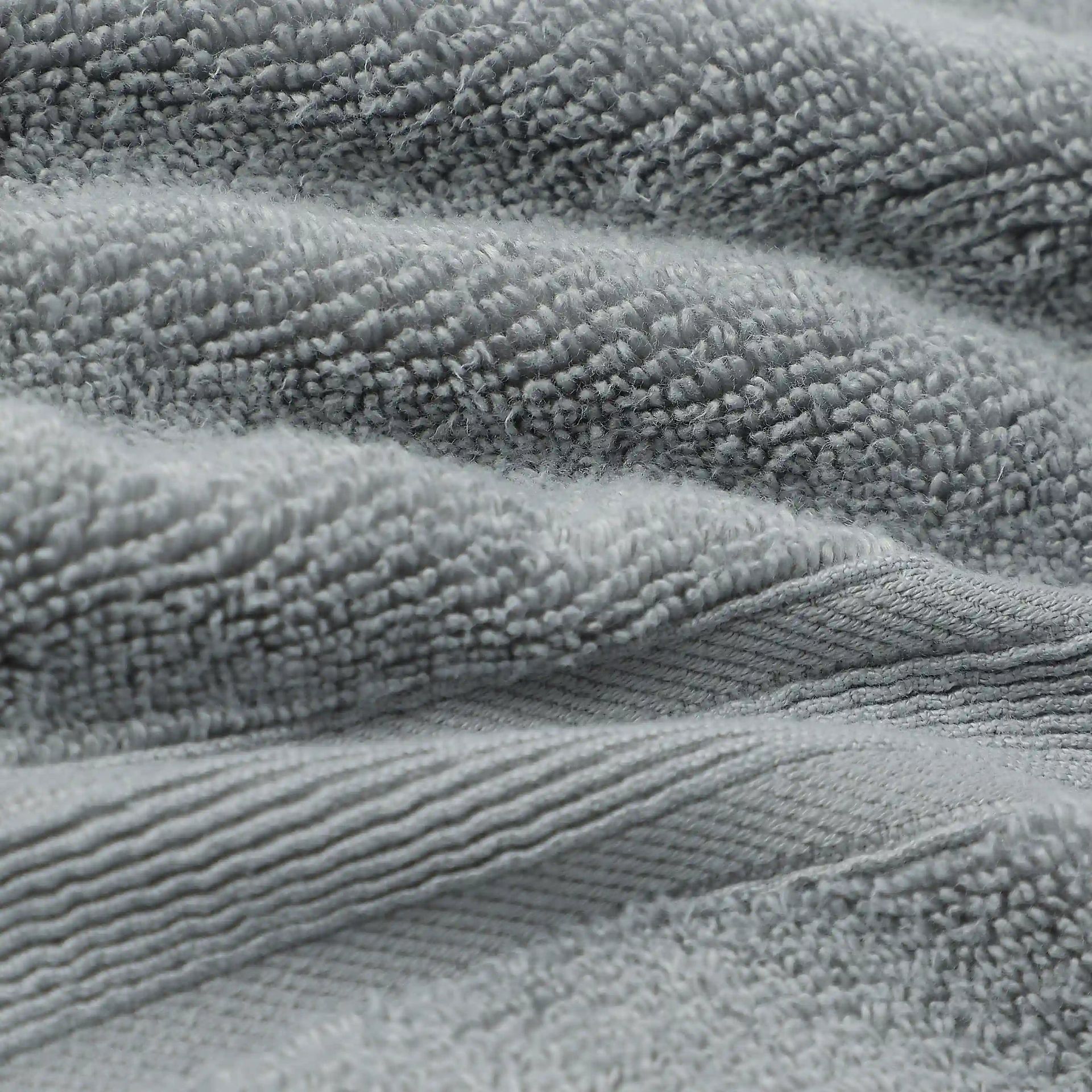 Solid Dyed 550 GSM 100% Cotton Graphite Face Towel | Pelushe