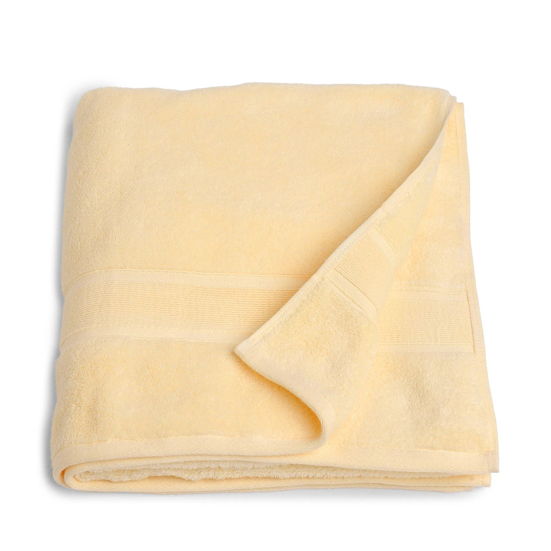 Solid Dyed 550 GSM 100% Cotton Buttercream Bath Towel | Pelushe