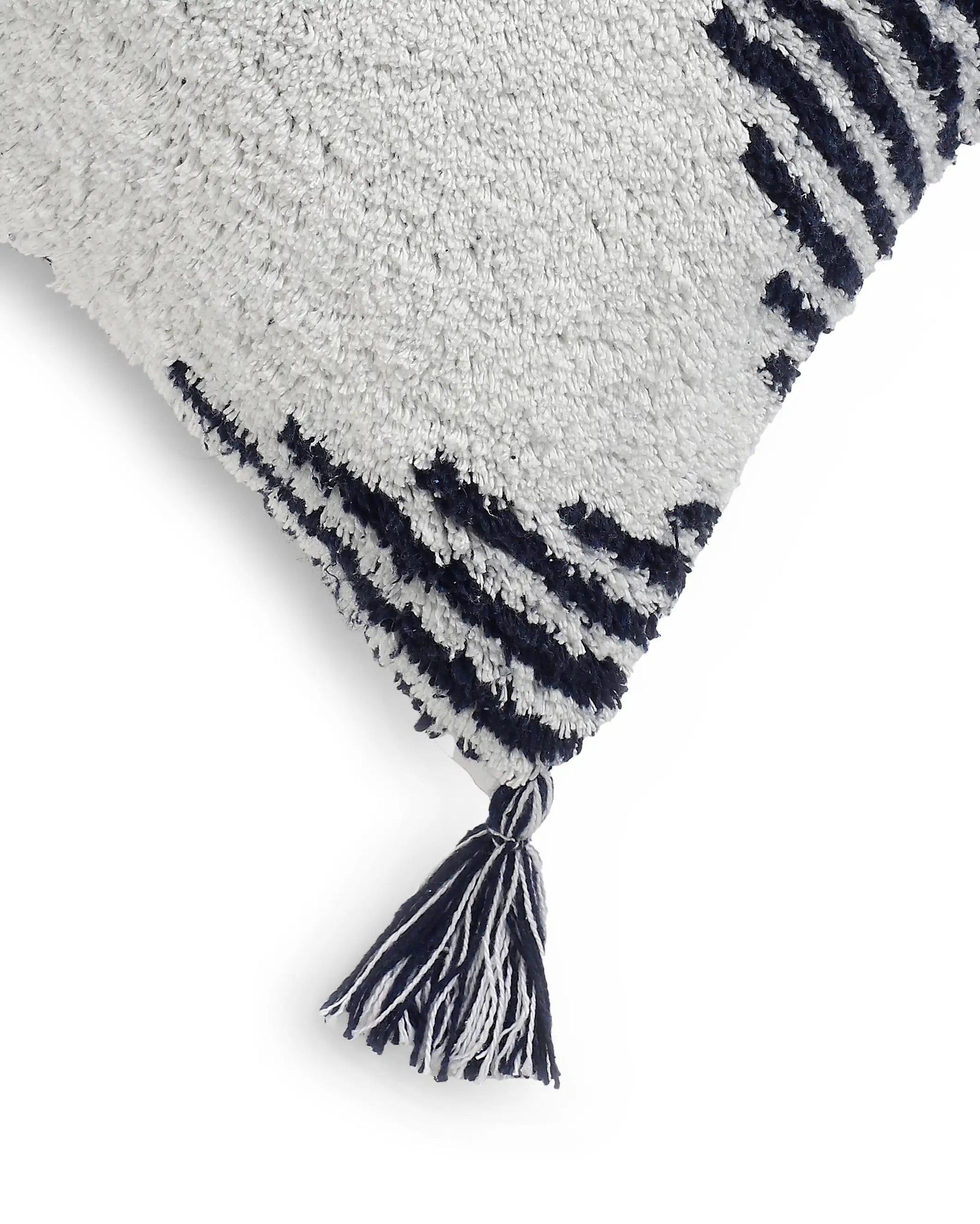 Geometric 100% Cotton Ash Cushion Cover | Vissencia