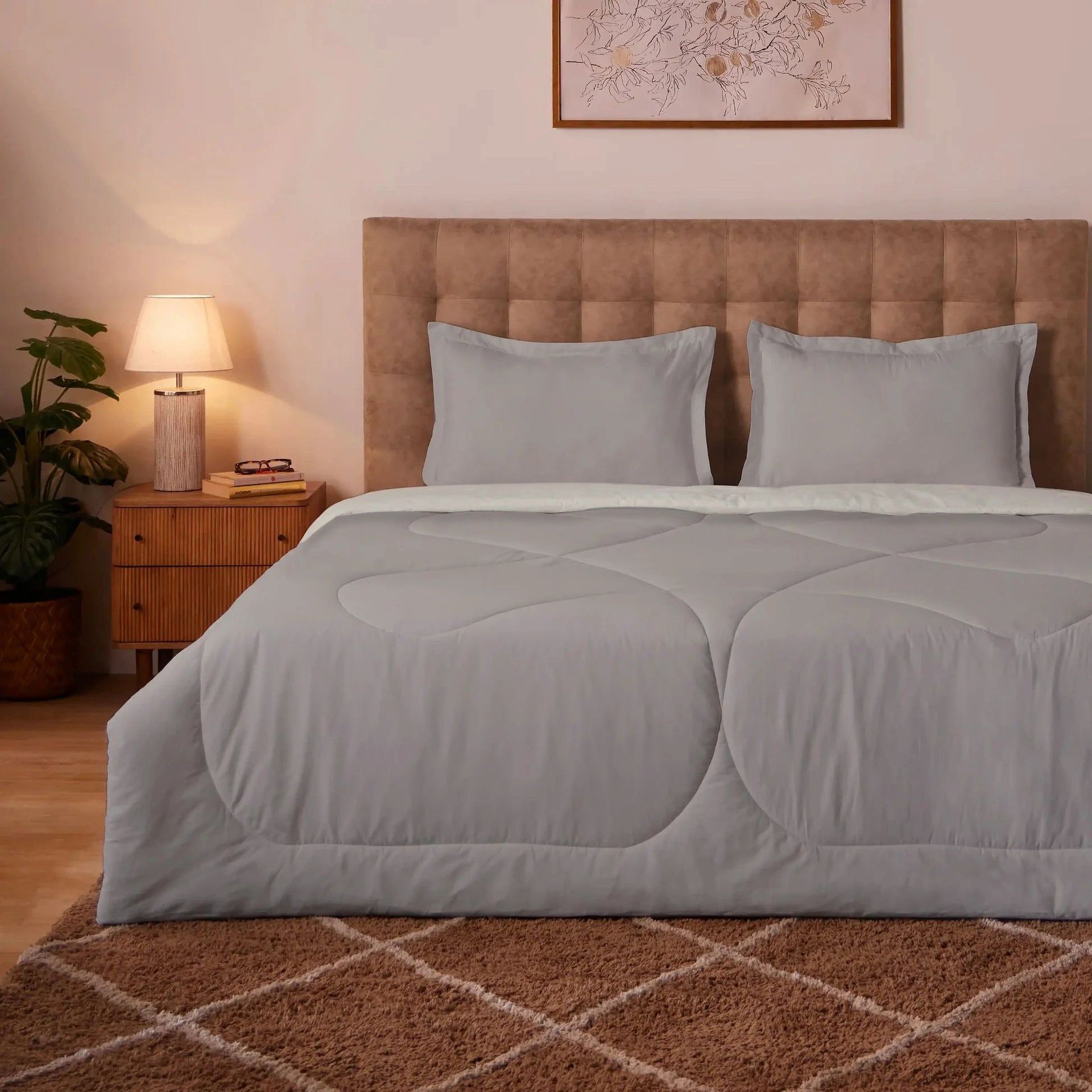 Solid 300 GSM 100% Cotton Pristine Dove King Comforter | Plumelle