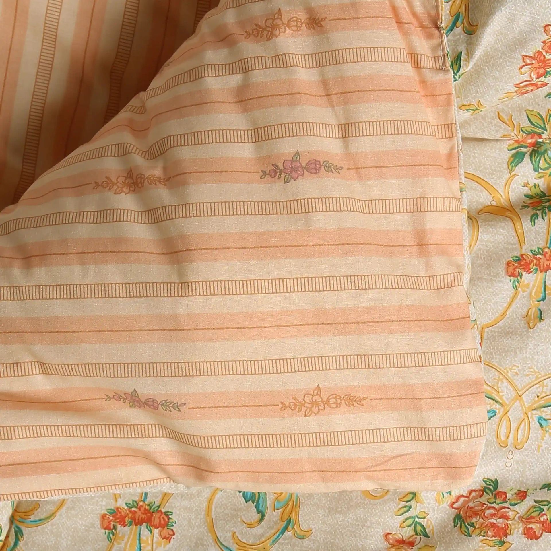Floral 120 GSM 100% Cotton Multicolour Double Comforter | Bloomshire Luxe