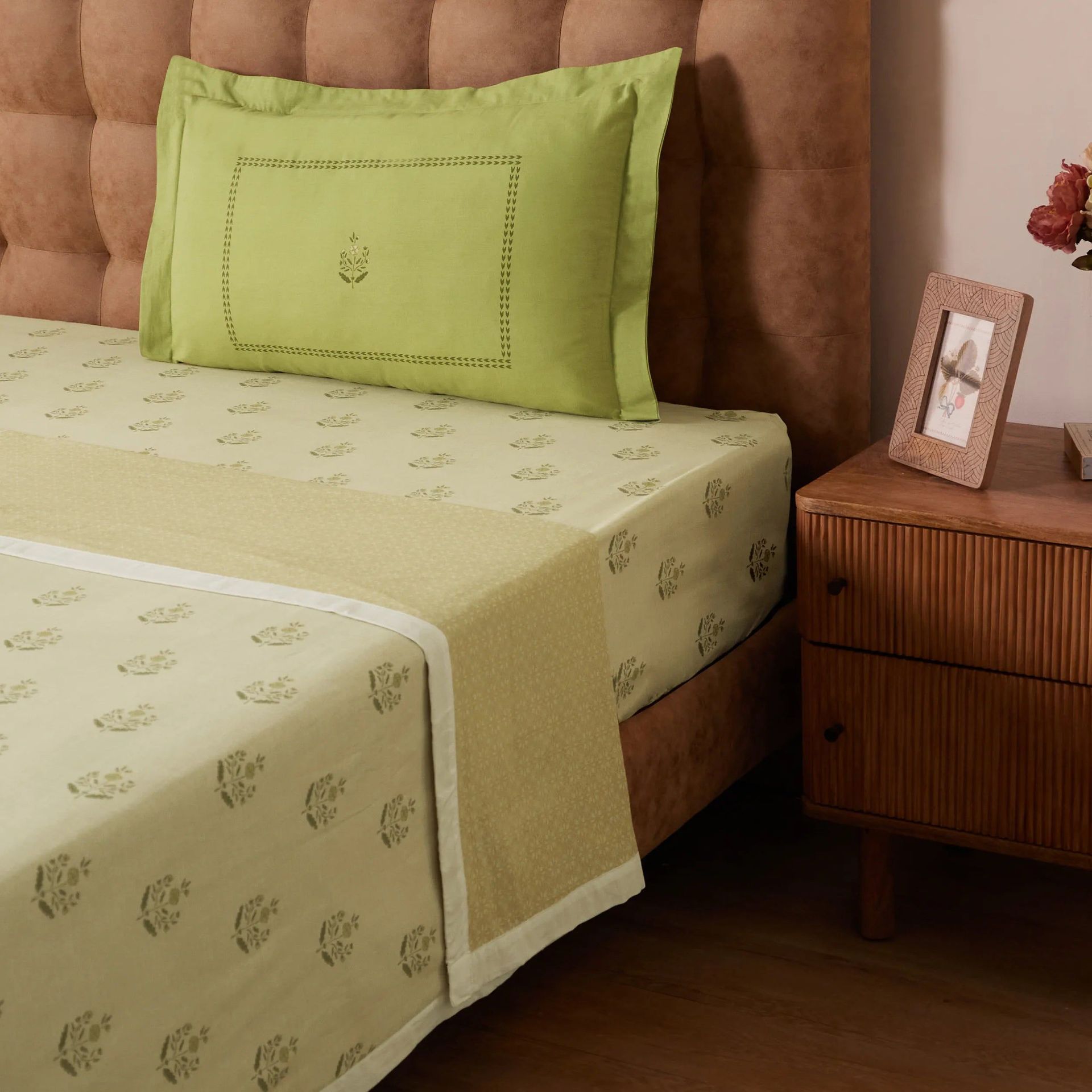 Indian Heritage 144 TC 100% Cotton Indian Moss Single Dohar | Chippa Lane