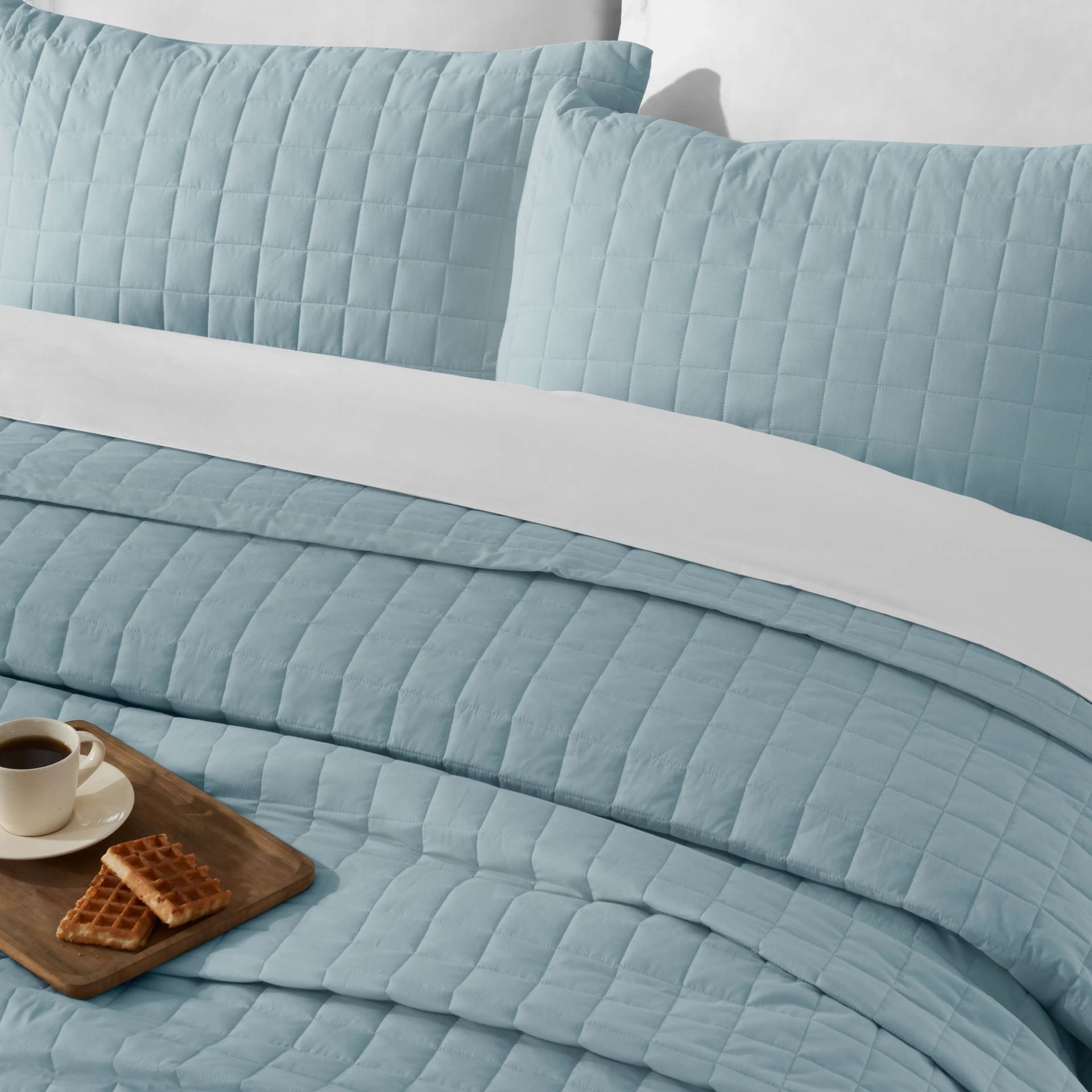 Box Quilted Solid 200 TC 100% Cotton Percale French Blue King Bed Cover Set | Nuvola