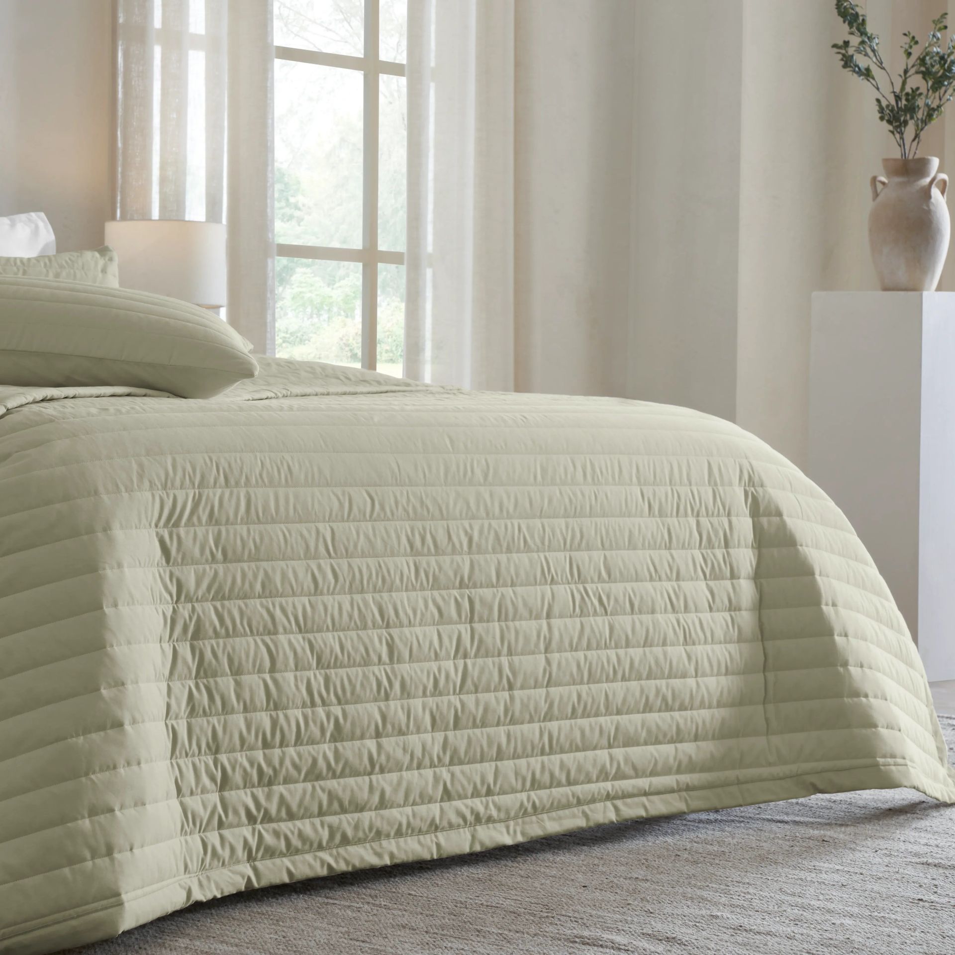 Straight Quilted Solid 200 TC 100% Cotton Percale Linen King Bed Cover Set | Nuvola