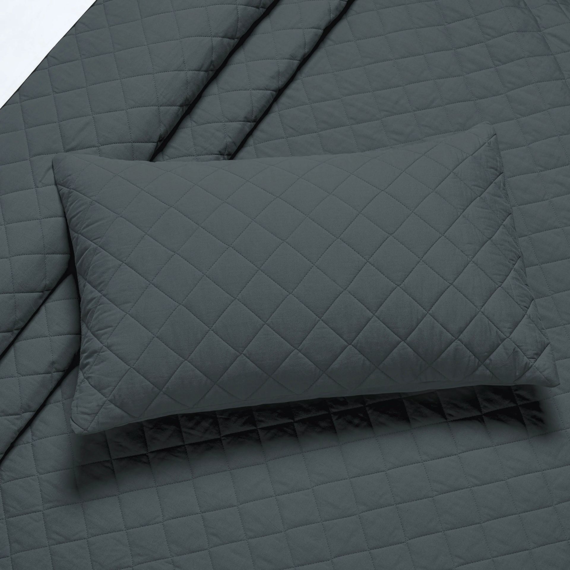 Diamond Quilted Solid 200 TC 100% Cotton Percale Charcoal King Bed Cover Set | Nuvola