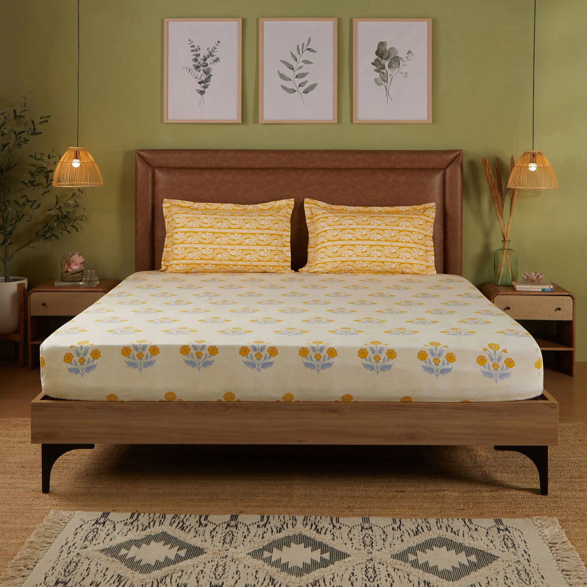 Indian Heritage 144 TC 100% Cotton Ochre Super King Bedsheet Set | Chippa Lane