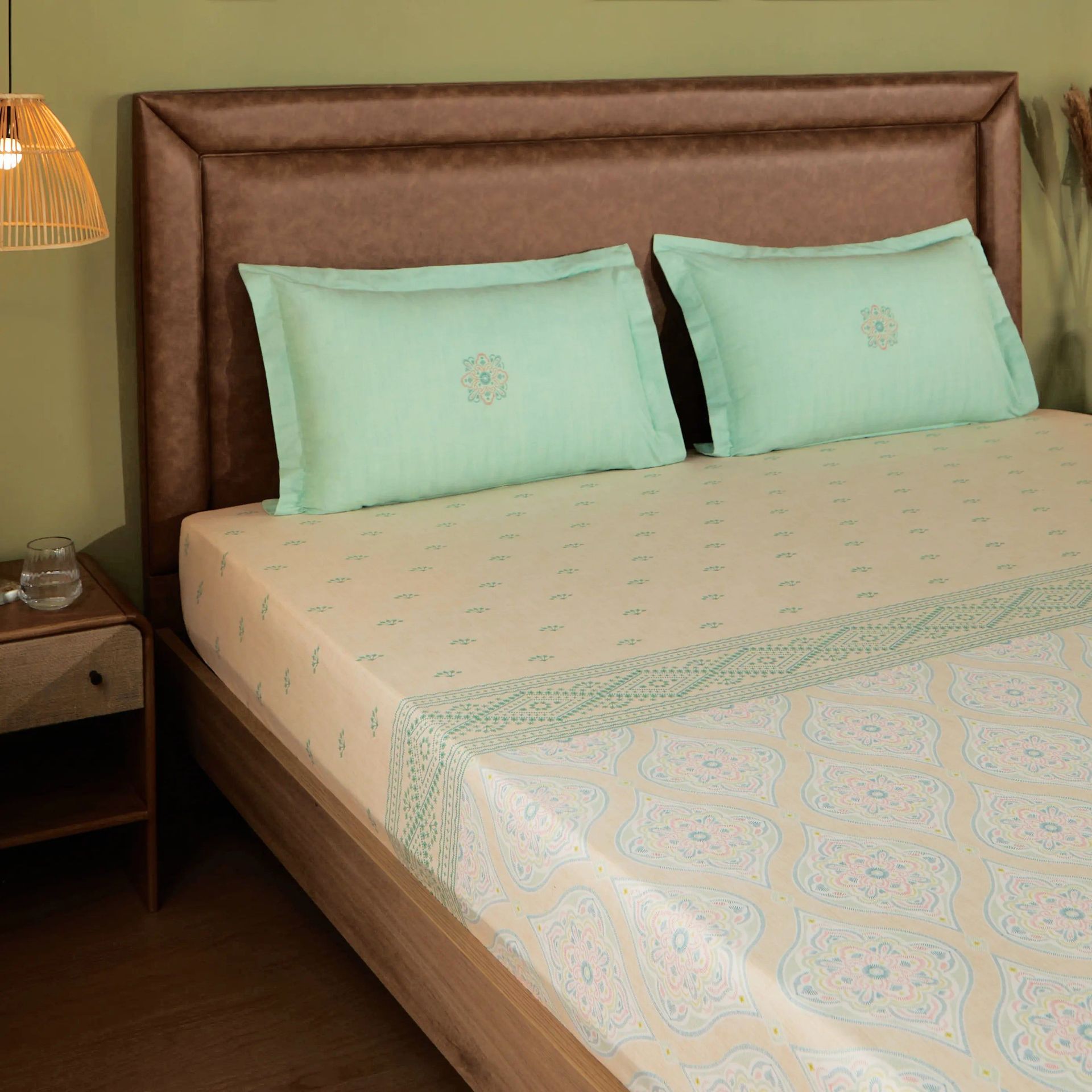 Indian Heritage 144 TC 100% Cotton Sage Super King Bedsheet Set | Chippa Lane