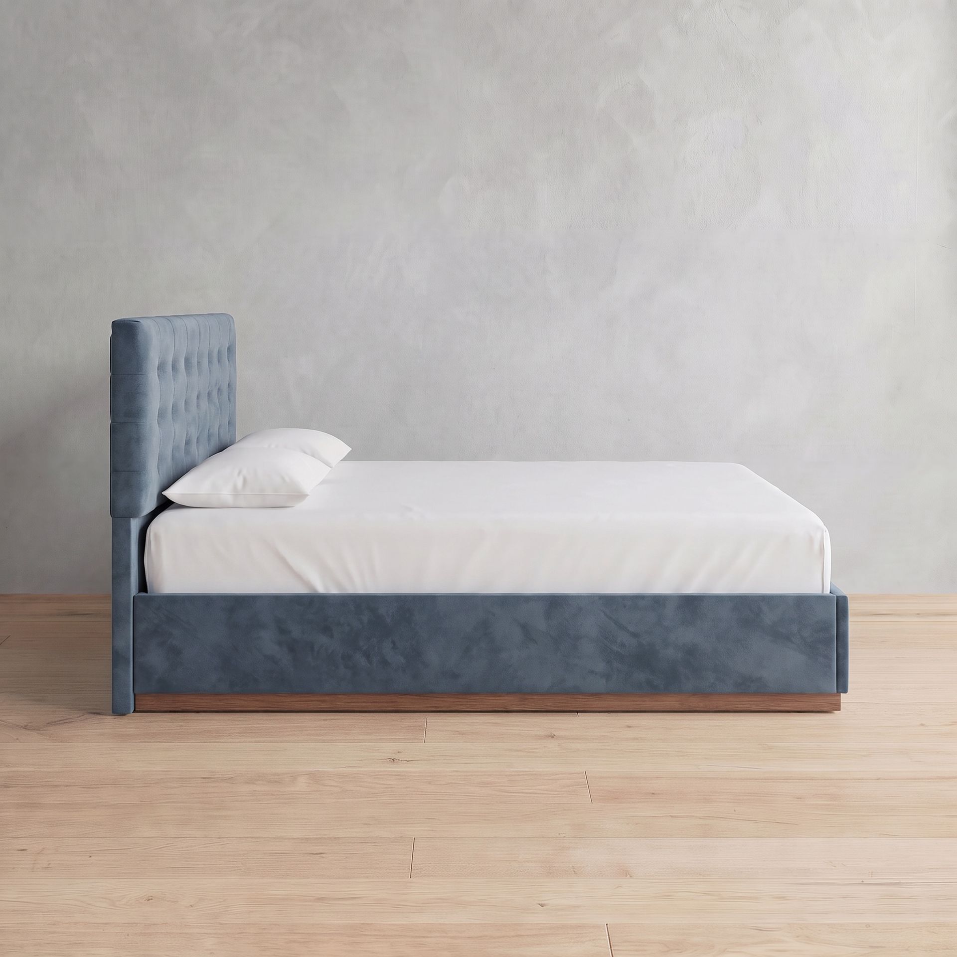 Classic Tufted Madrid Upholstered Bed
