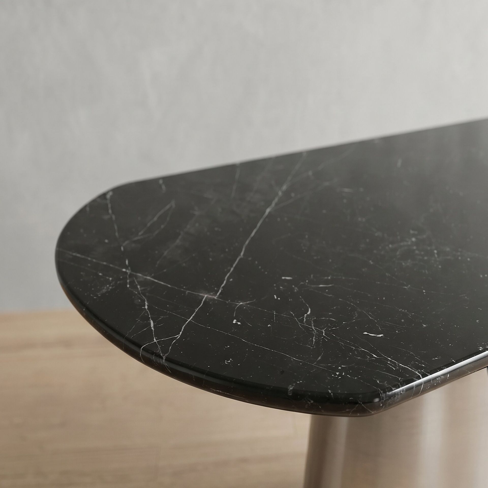 Etna Dining Table