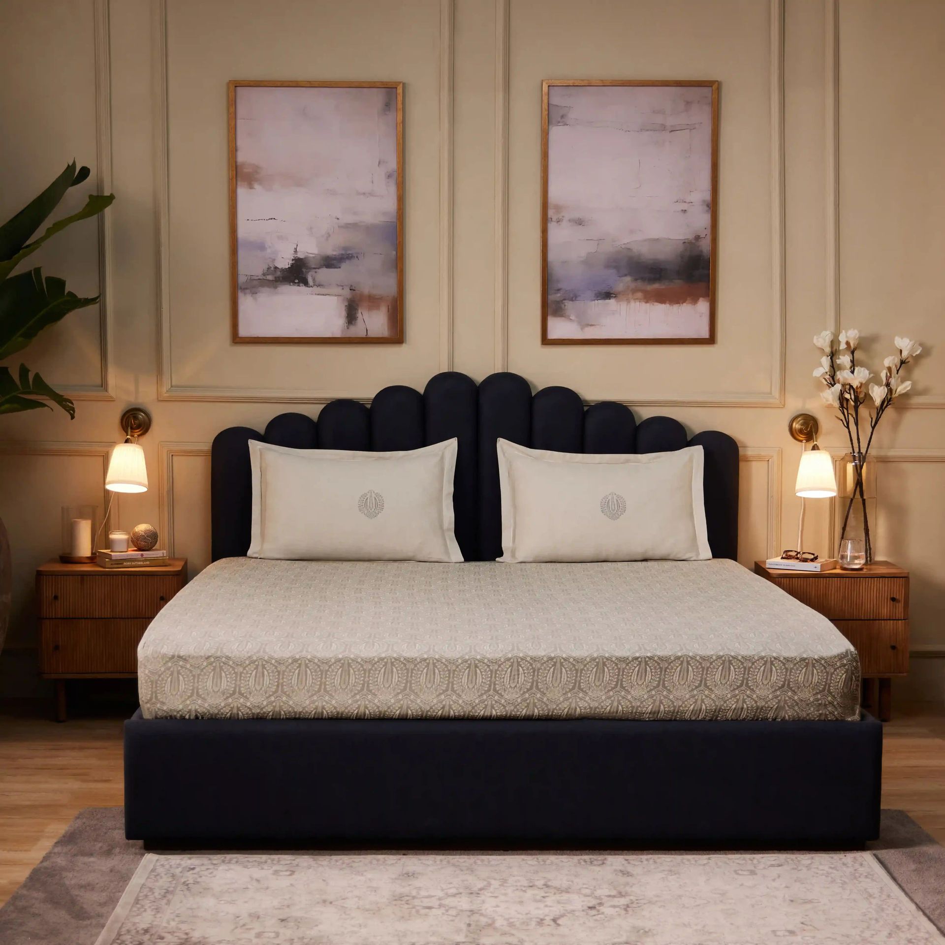 Ethnic 250 TC 100% Cotton Grey Super King Bedsheet Set | Fergana