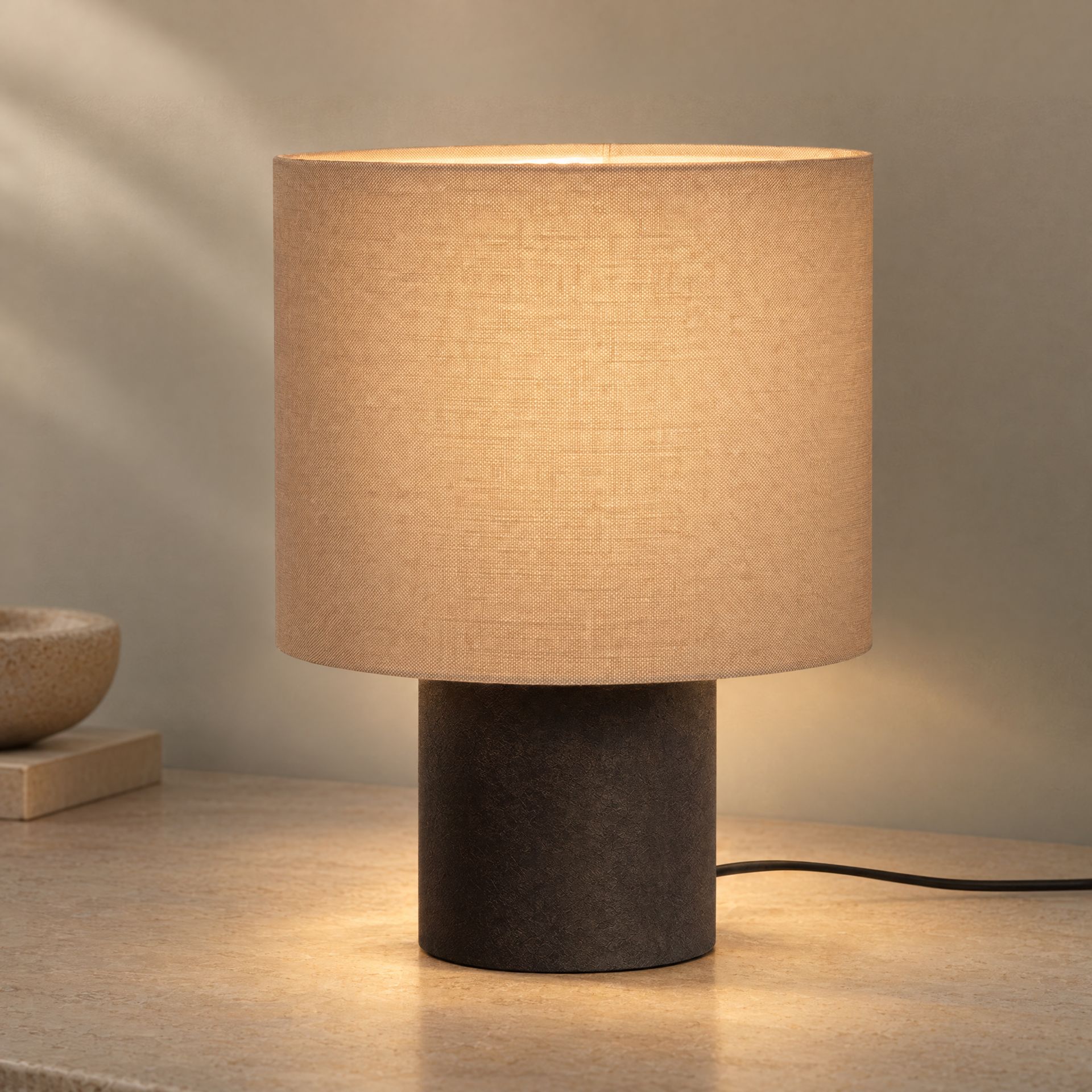 Livspace Aromas Table Lamp | Matt Black