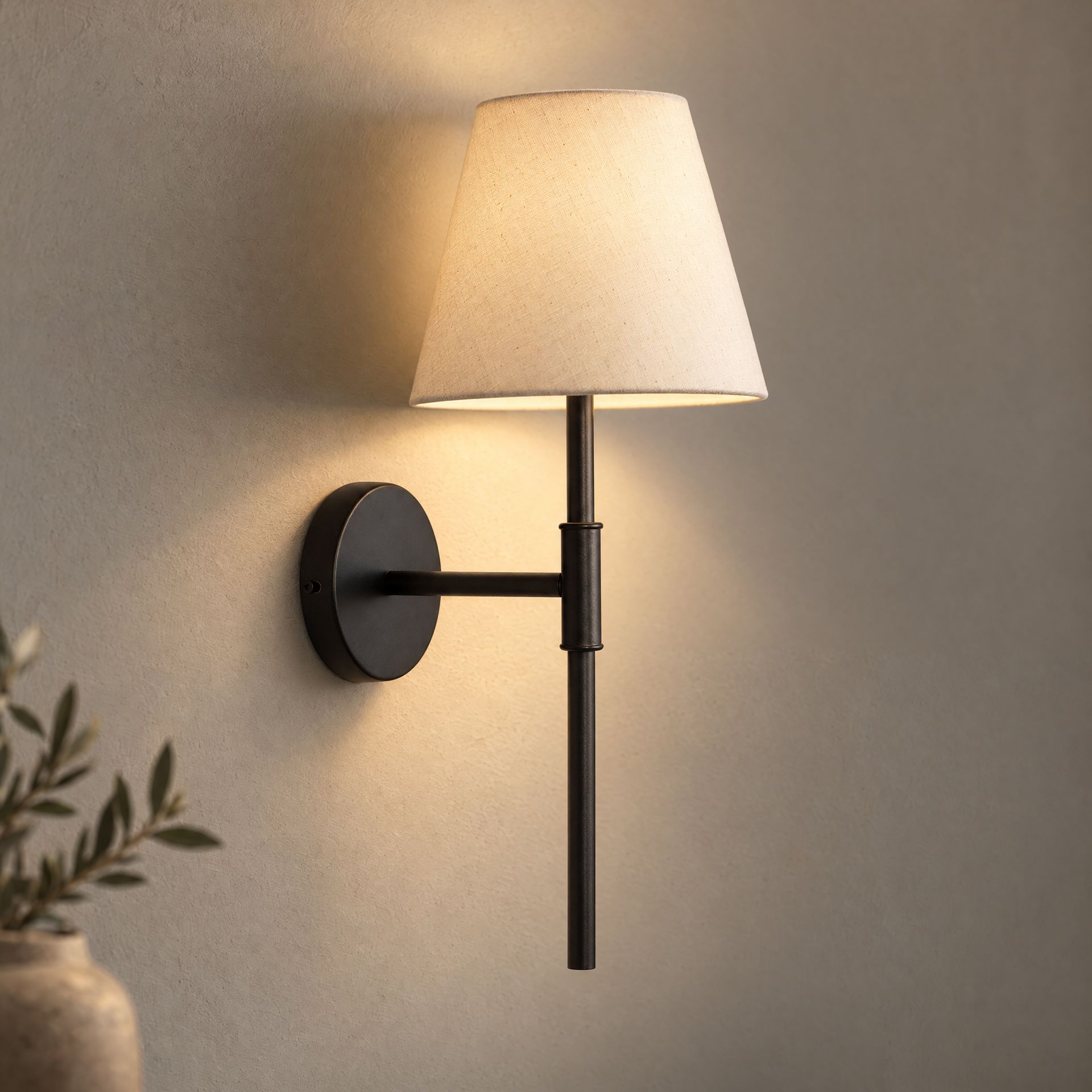 Livspace Tedder Wall Light | Matt Black