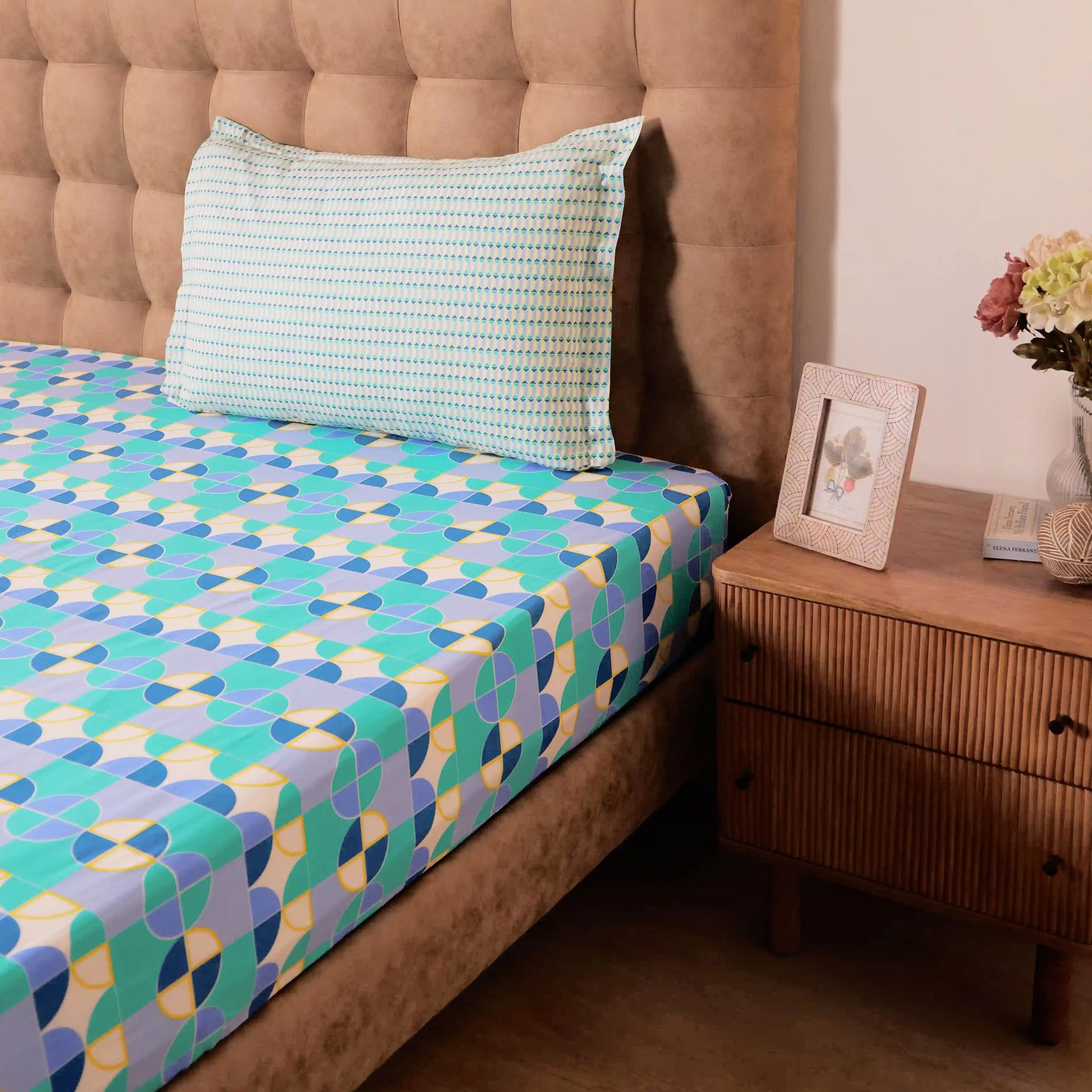 Geometric 144 TC 100% Cotton Orbit Teal Single Bedsheet Set | Mishella