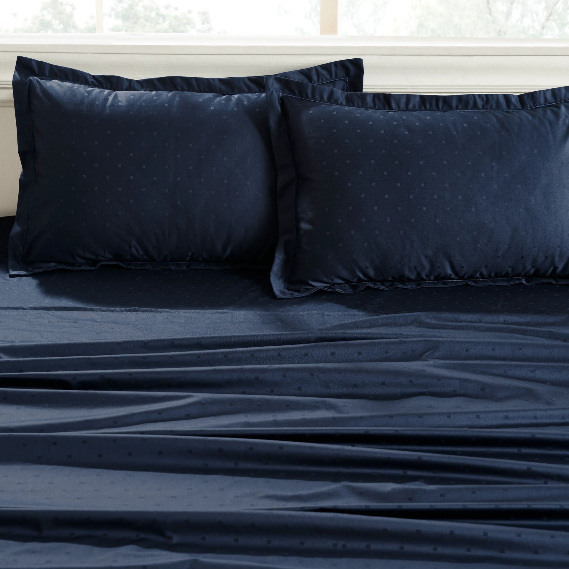Solid Dyed 1000 TC 100% Cotton Navy Super King Bedsheet Set | Ricaso