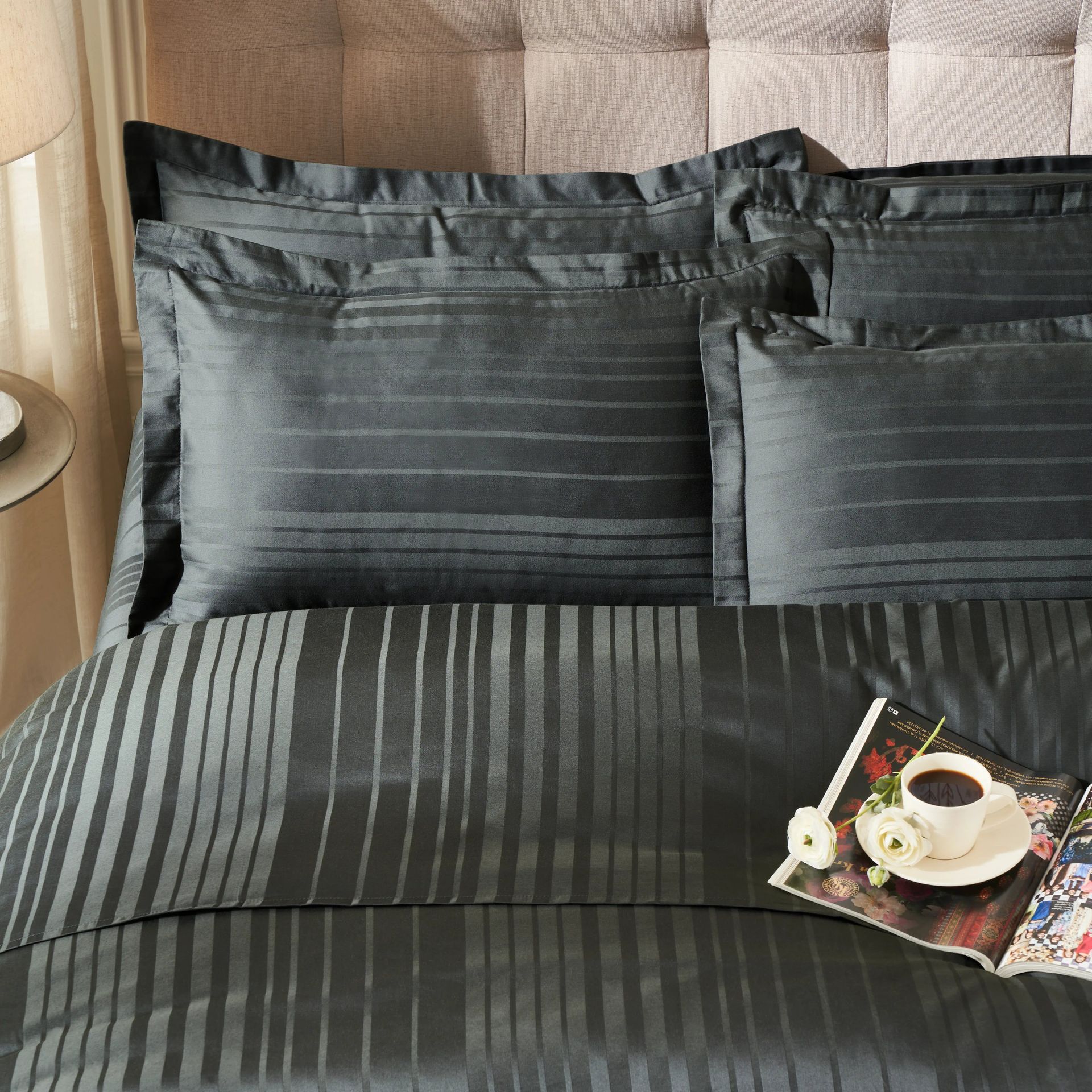 Solid Dyed 400 TC 100% Cotton Dark Grey King Fitted Sheet Set | Seraya