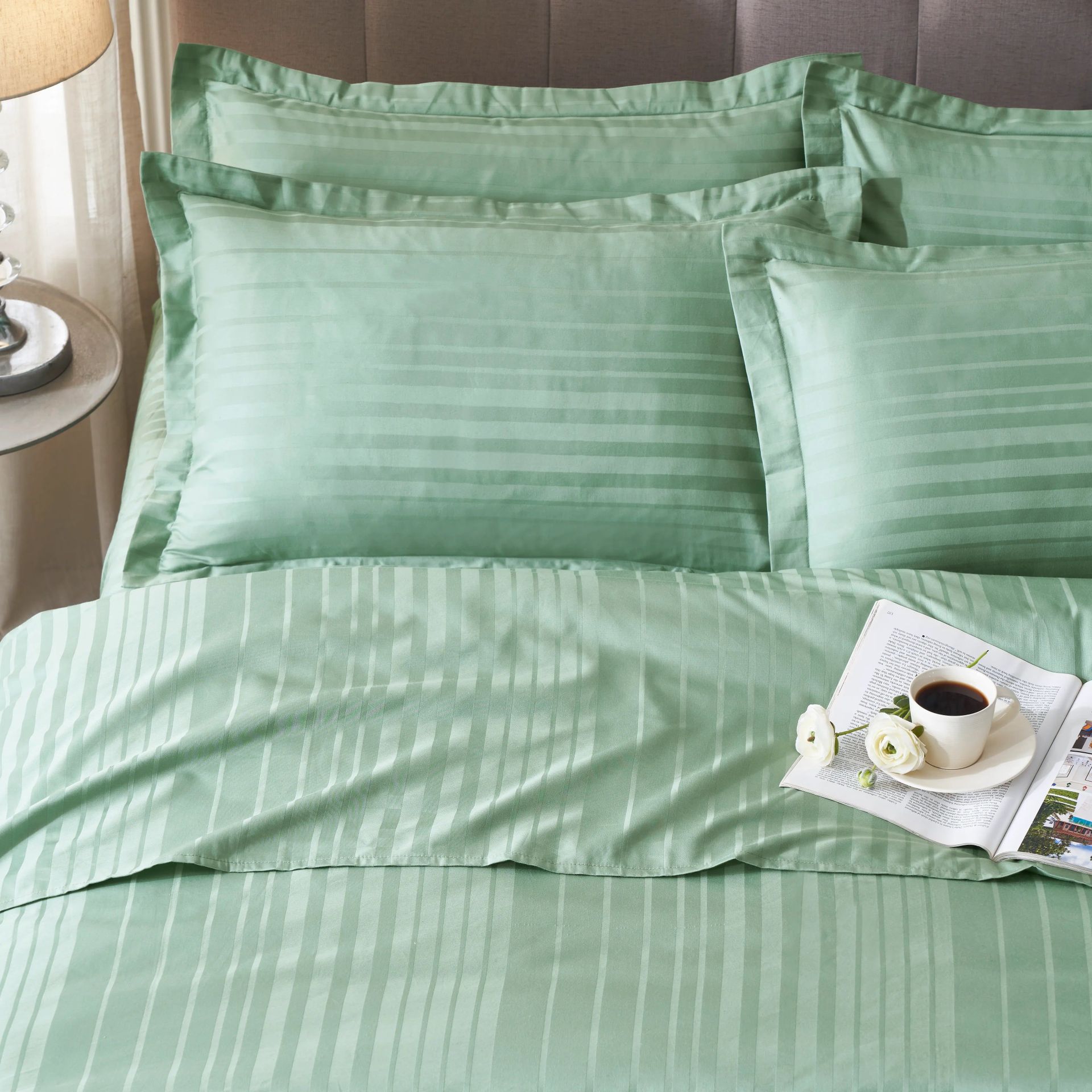 Solid Dyed 400 TC 100% Cotton Green Sage King Fitted Sheet Set | Seraya