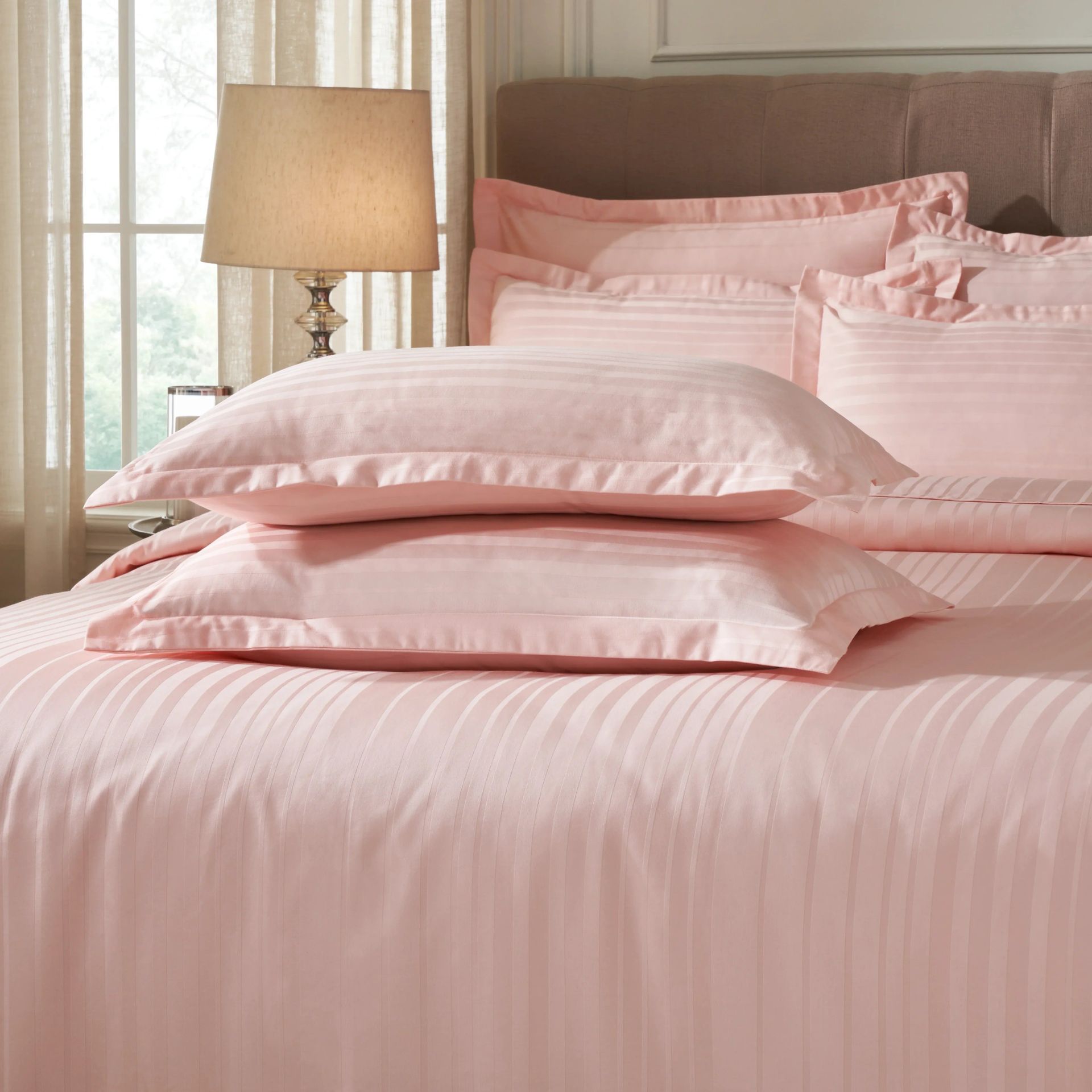 Solid Dyed 400 TC 100% Cotton Veiled Rose King Fitted Sheet Set | Seraya
