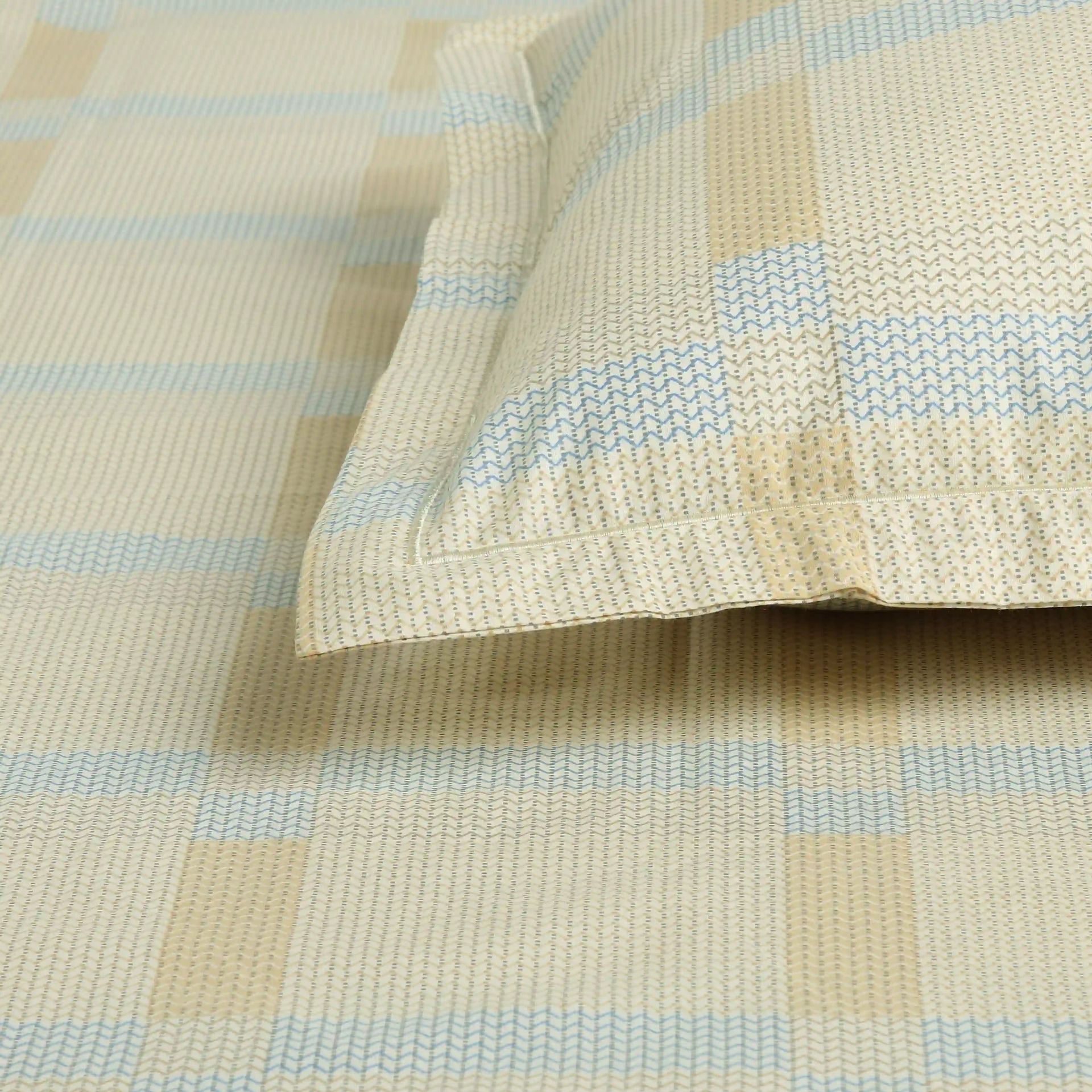 Geometric 200 TC Cotton Sand Single Bedsheet Set | Threadscapes