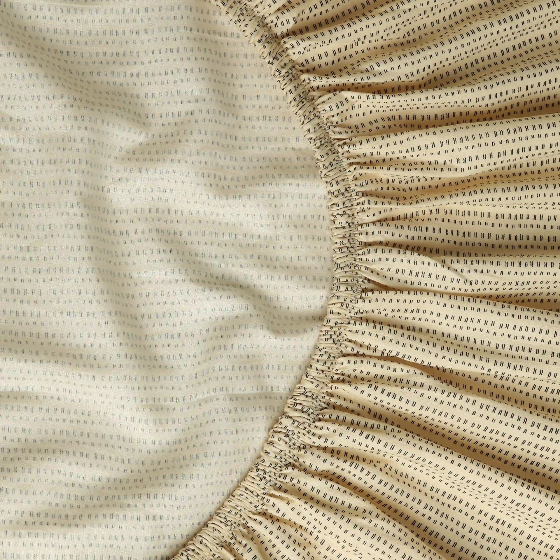 Geometric 250 TC 100% Cotton Nude King Fitted Sheet Set | Yutori