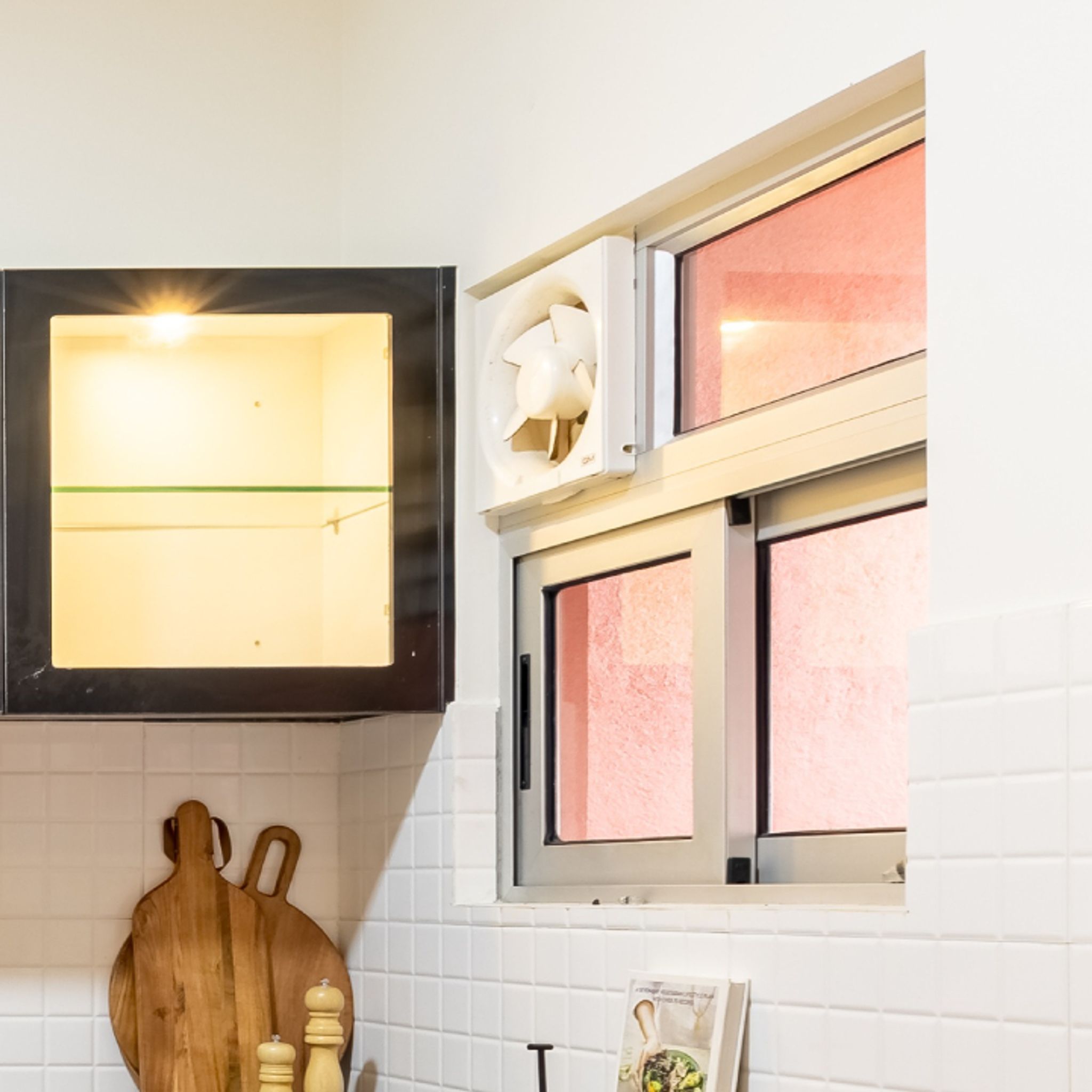 Kitchen Window Design With Fixed Glass And Exhaust Opening | Livspace