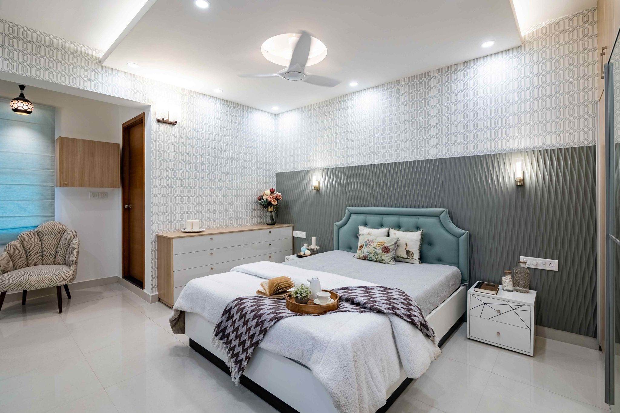 Spacious Bedroom Design With Cove Lighting | Livspace