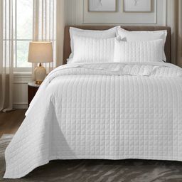 Box Quilted Solid 200 TC 100% Cotton Percale Optical White King Bed Cover Set | Nuvola
