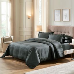 Solid Dyed 400 TC 100% Cotton Dark Grey Super King Bedsheet Set | Seraya