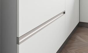 G Profile Shutter Handle, Ano. Silver