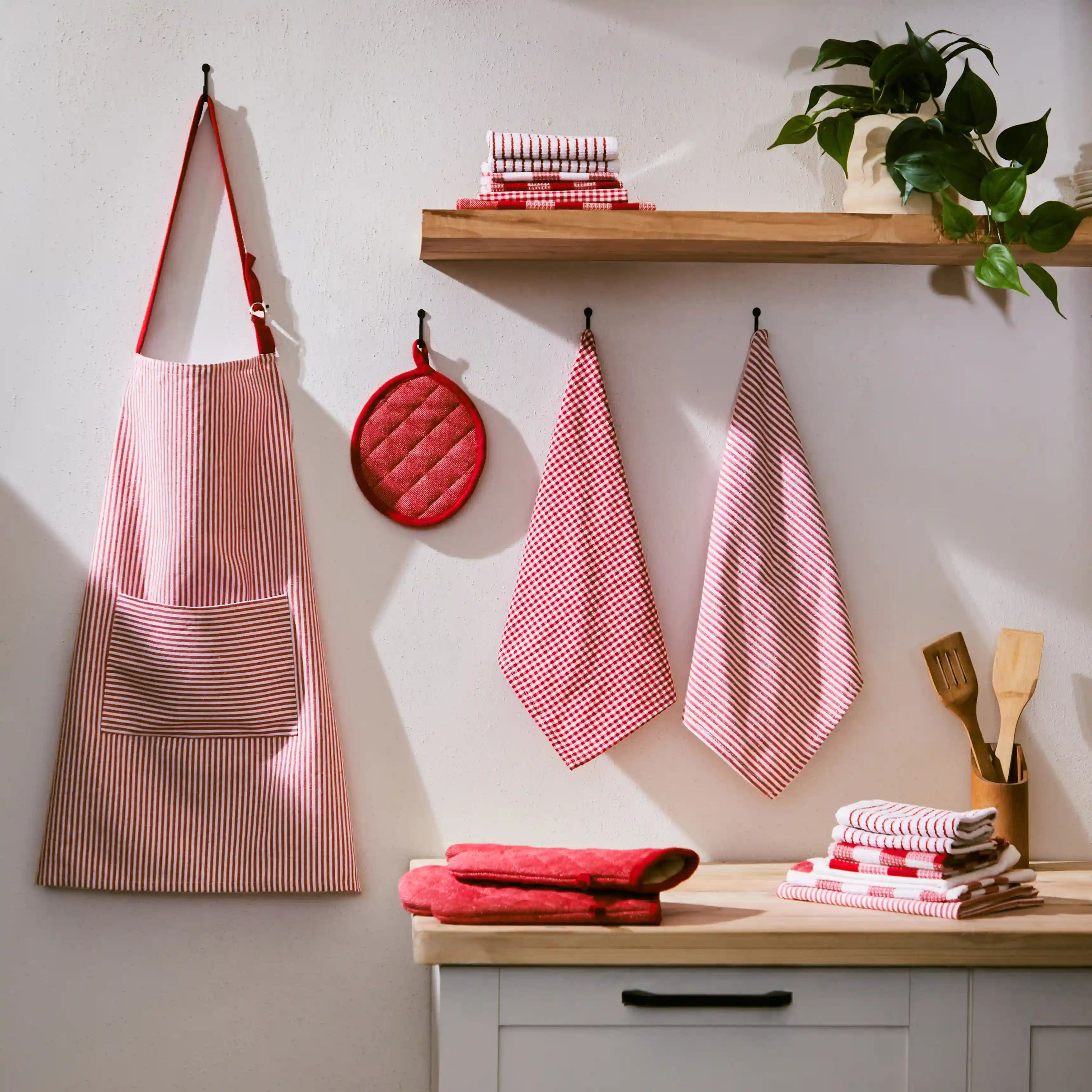 Nonna's Home | Everyday Essentials Kitchen Linen Set | Set of 20