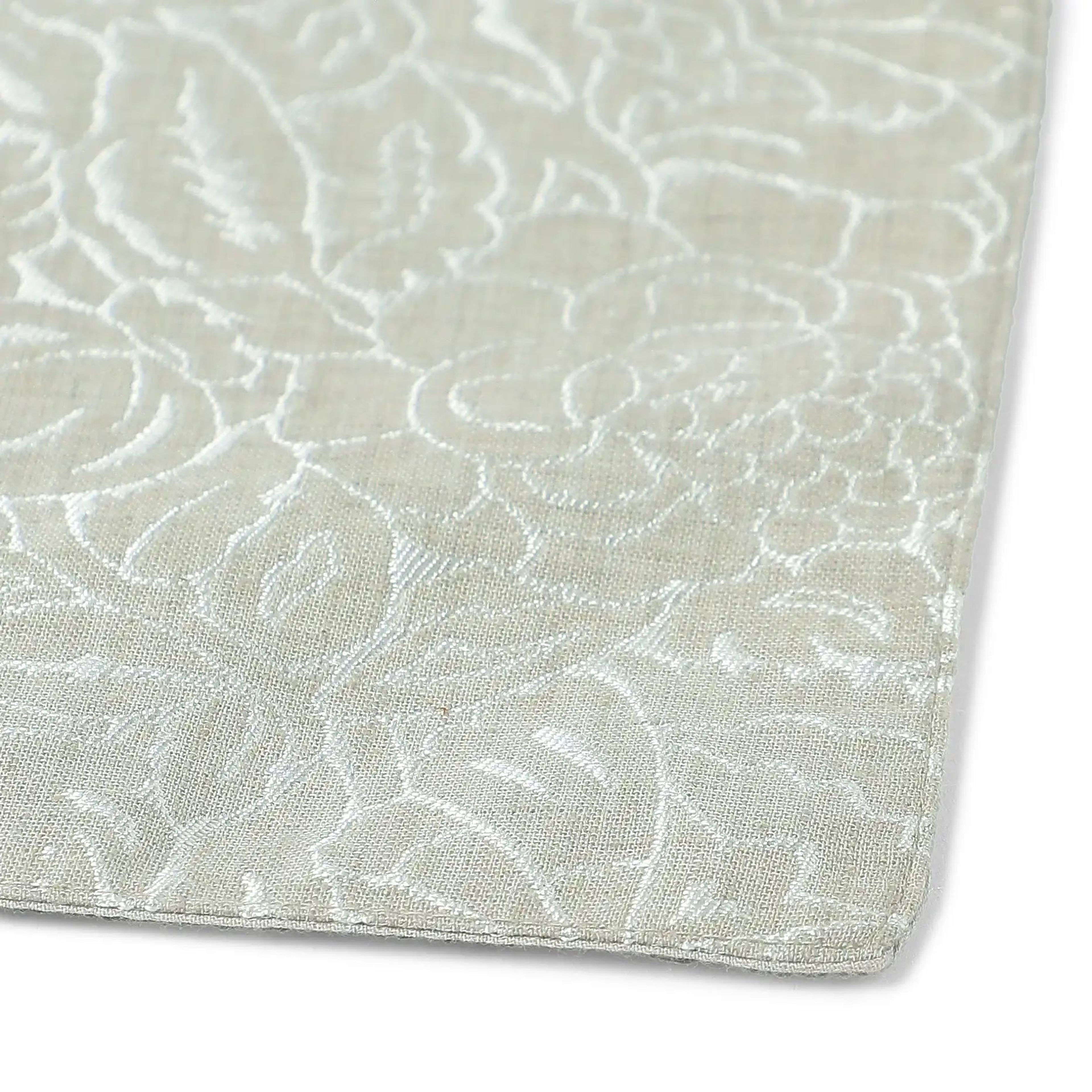 Adonare | Luxurious Jacquard Easy to Maintain Table Mat